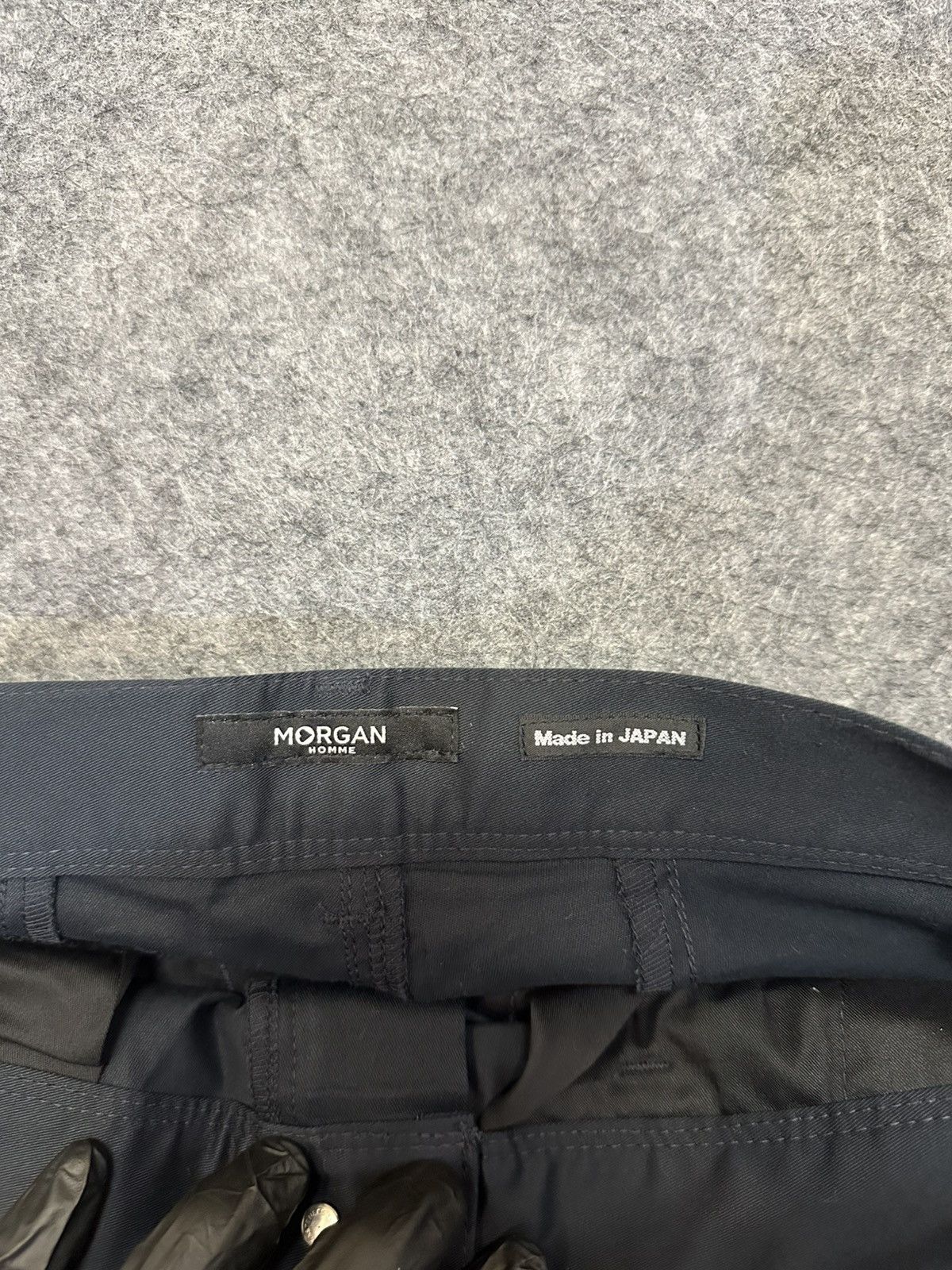 Morgan Homme Morgan Homme men's chinos featuring a classic button. Size US 32 / EU 48 - 13 Thumbnail