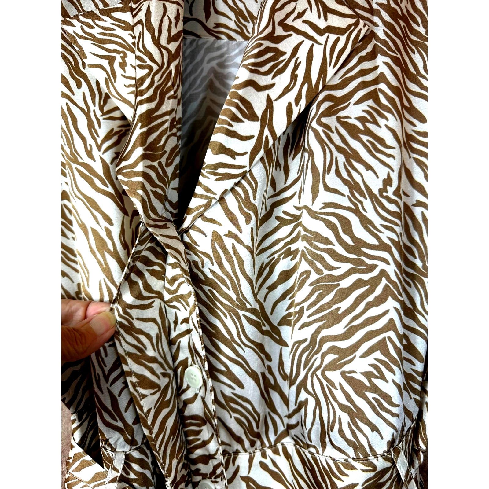 Other Lita by Ciara Animal Print Romper - Neutral Tiger - size M Size 30" / US 8 / IT 44 - 5 Thumbnail