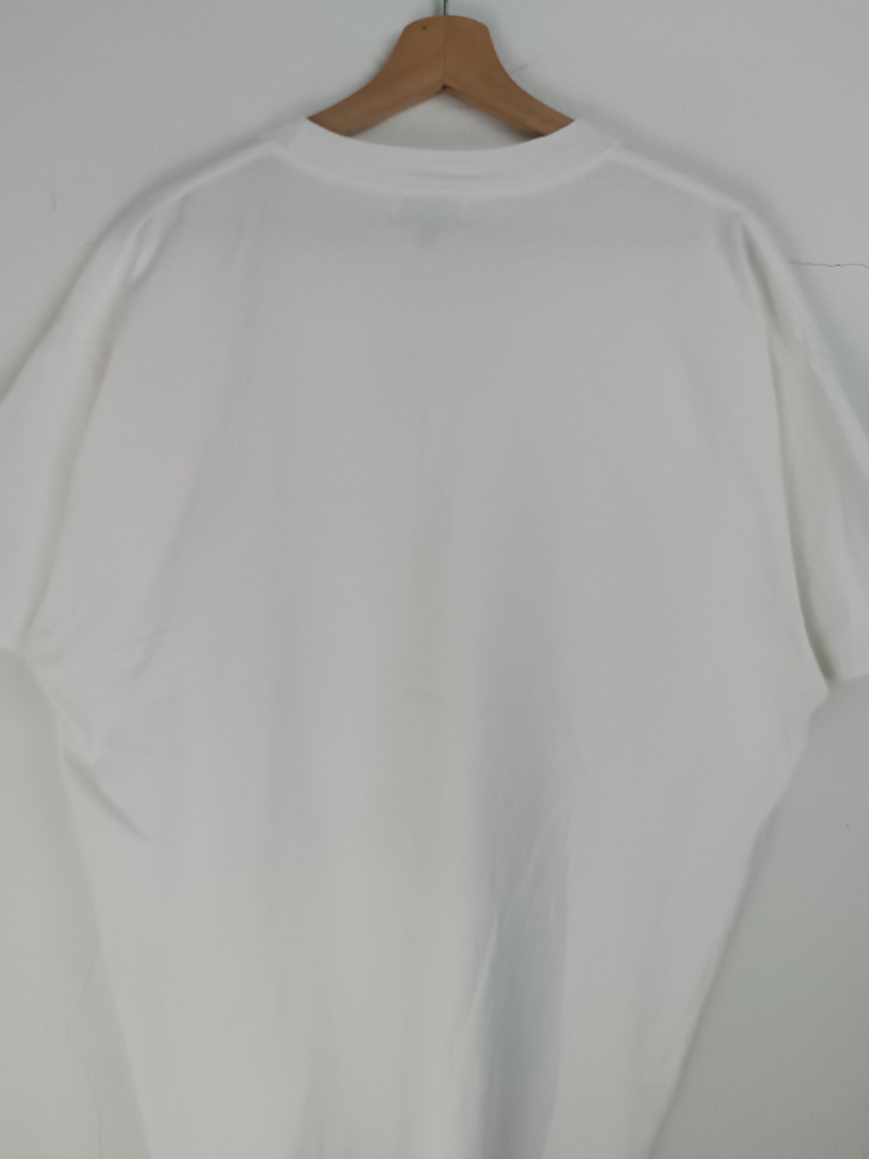 Other VINTAGE CHINATOWN MARKET BEWARE HOUND TEE VERY RARE R2 Size US XL / EU 56 / 4 - 17 Thumbnail
