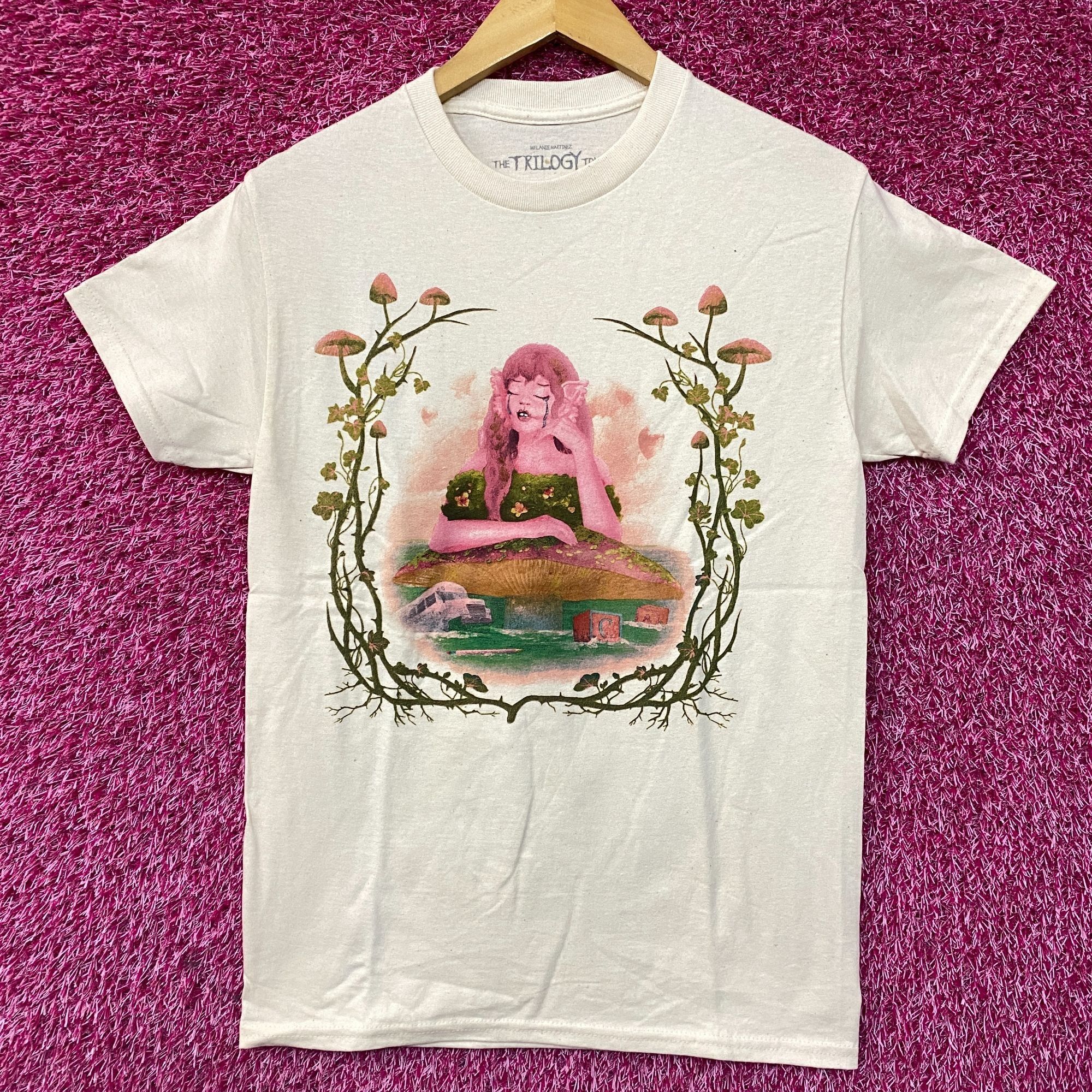 Other Melanie Martinez Trilogy Tour Beige Tshirt size Small Size US S / EU 44-46 / 1 - 1 Thumbnail