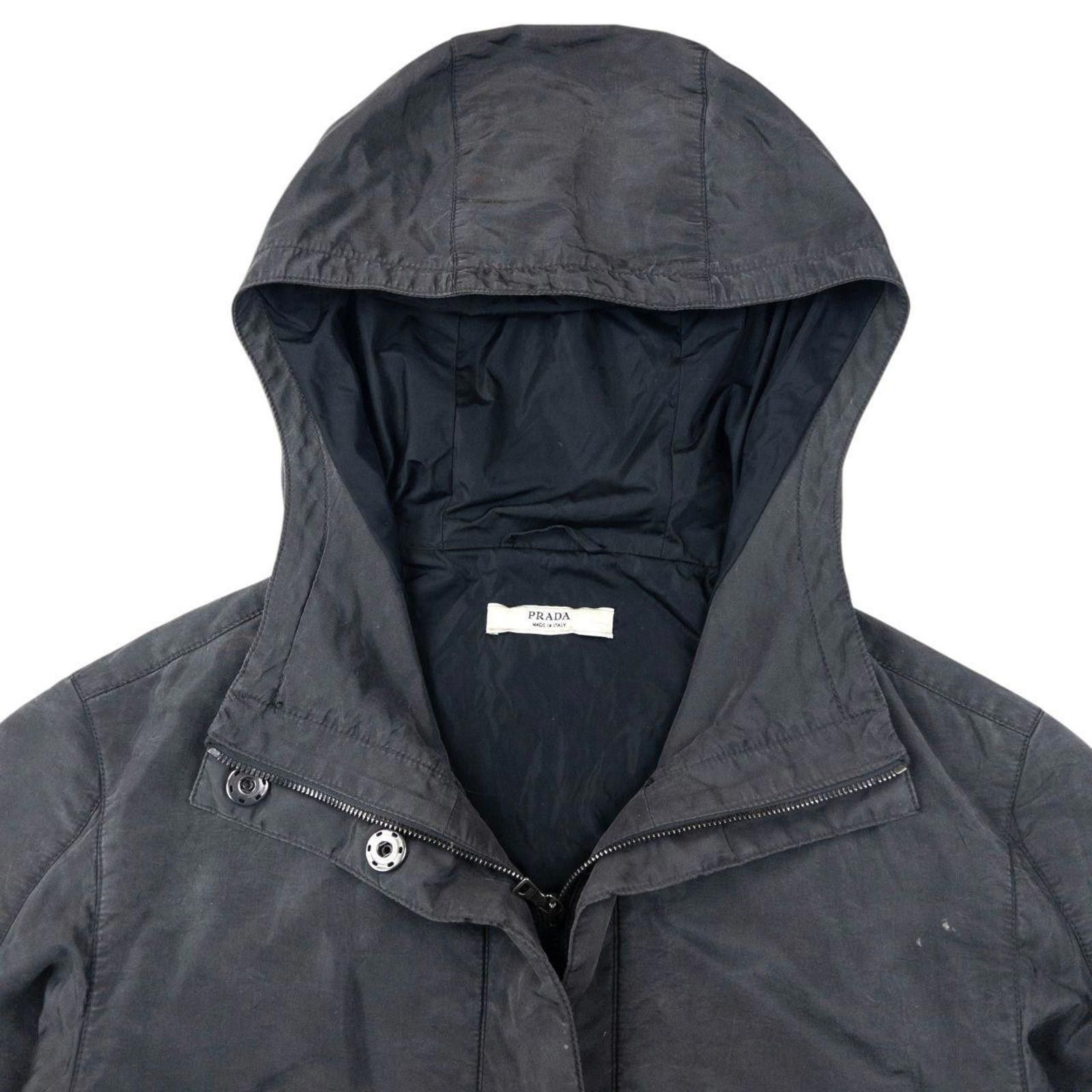 Prada Vintage Prada Rain Jacket Womens Size L Size US L / EU 52-54 / 3 - 3 Thumbnail