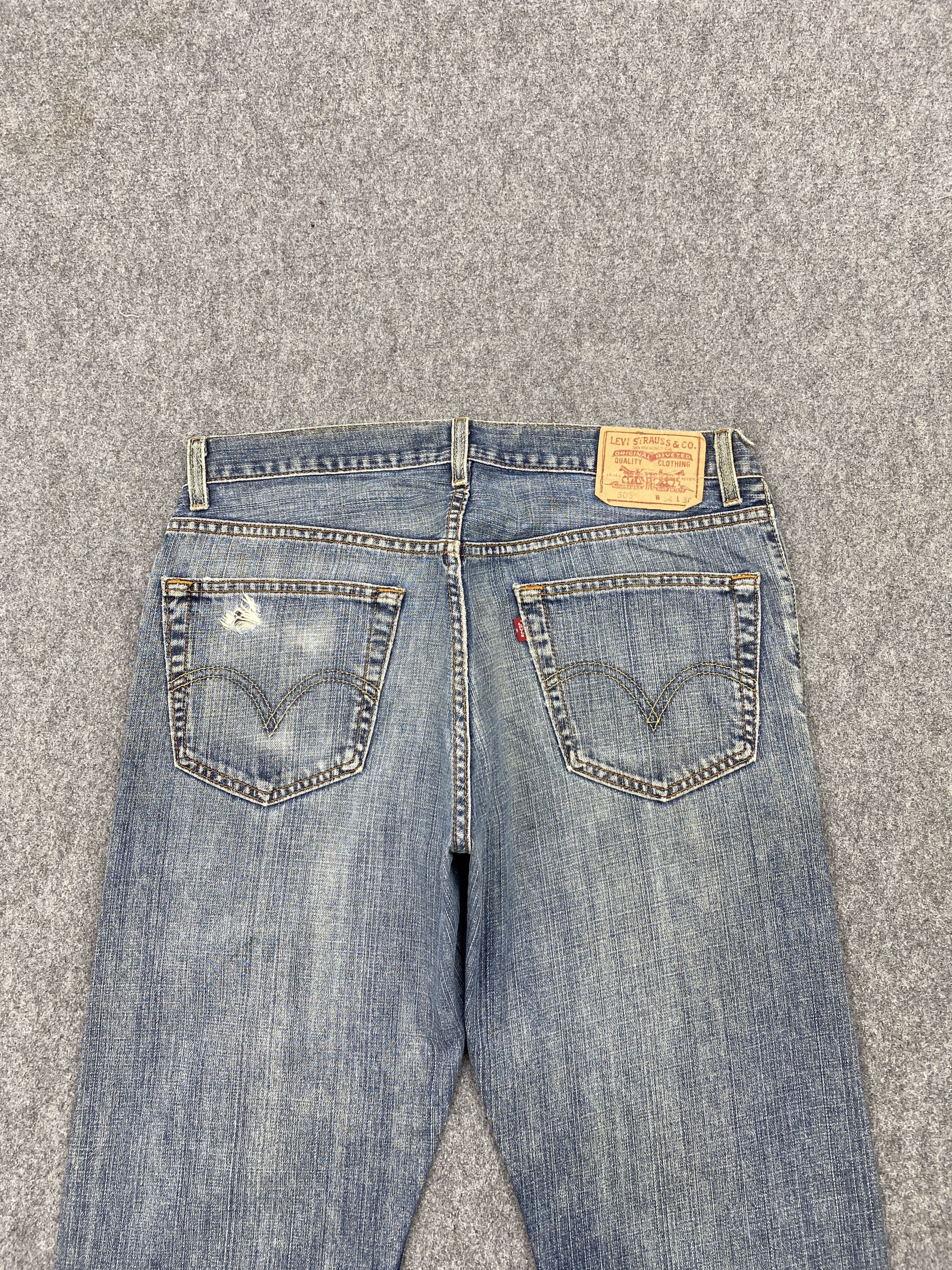 Levi's × Vintage Faded Blue Vintage Levi's 505 Denim Jeans Size US 34 / EU 50 - 4 Thumbnail