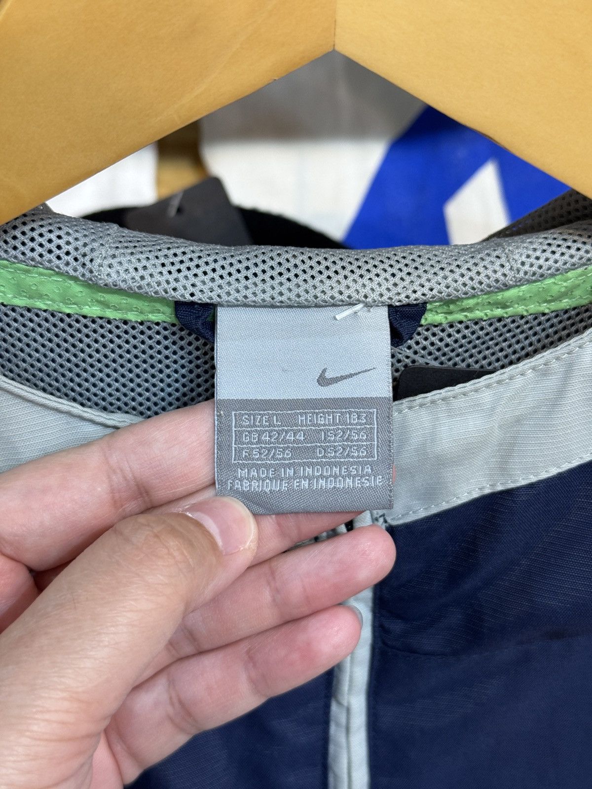 Nike Vintage Nike Shox 00's Track Jacket Size US L / EU 52-54 / 3 - 14 Thumbnail