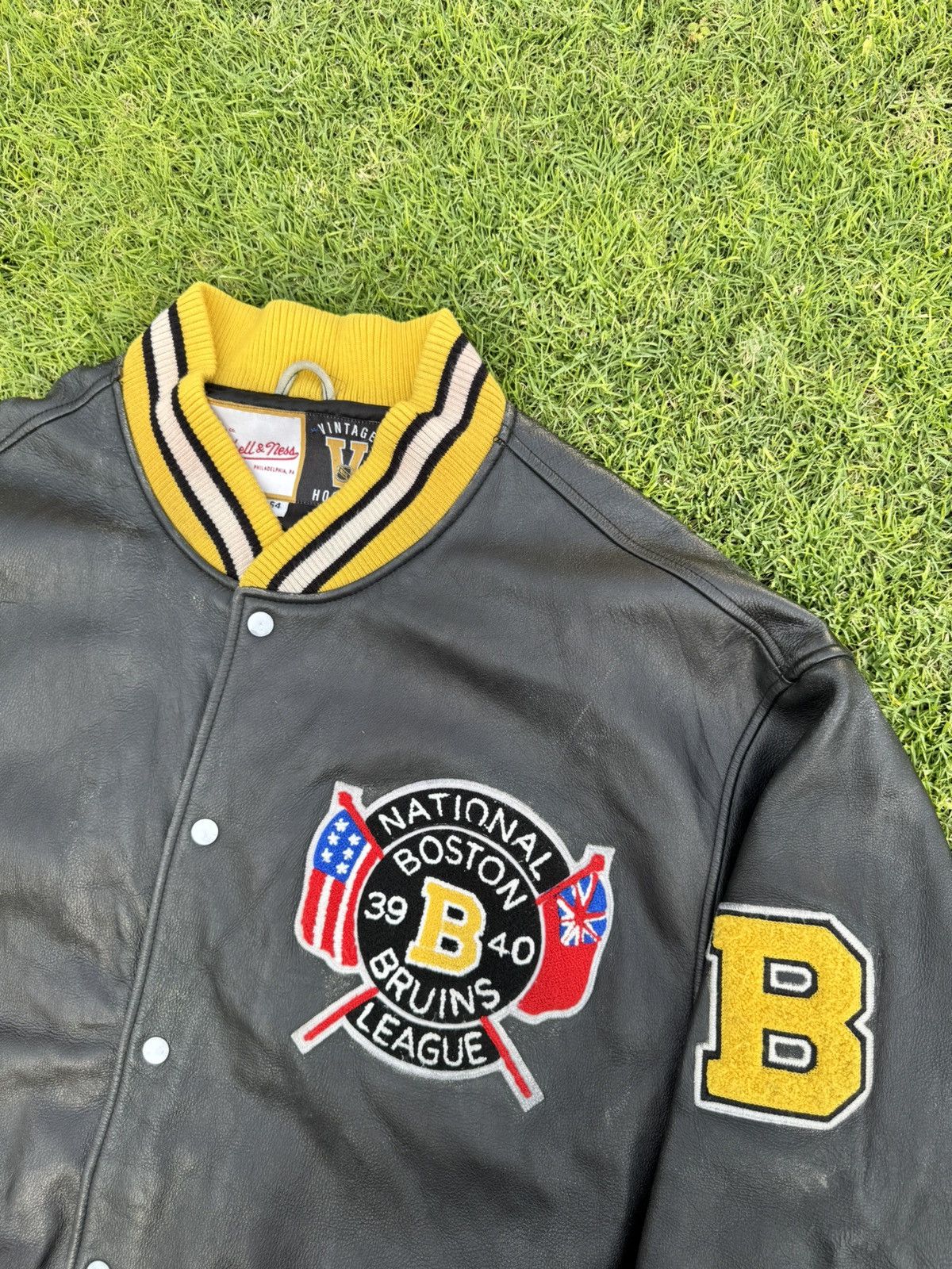Mitchell & Ness vintage Mitchell & Ness Boston Bruins NHL 1939 Size US XXL / EU 58 / 5 - 7 Thumbnail