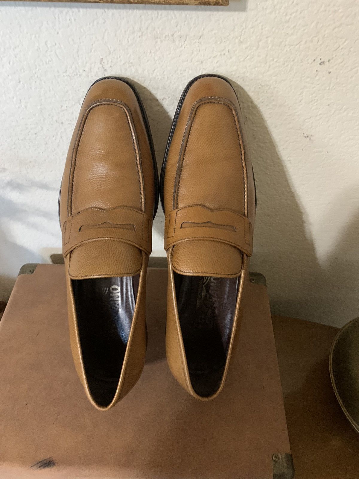 Salvatore Ferragamo Mardok Noce 5484 Pebble Grain calf dress loafers Size US 10 / EU 43 - 6 Thumbnail