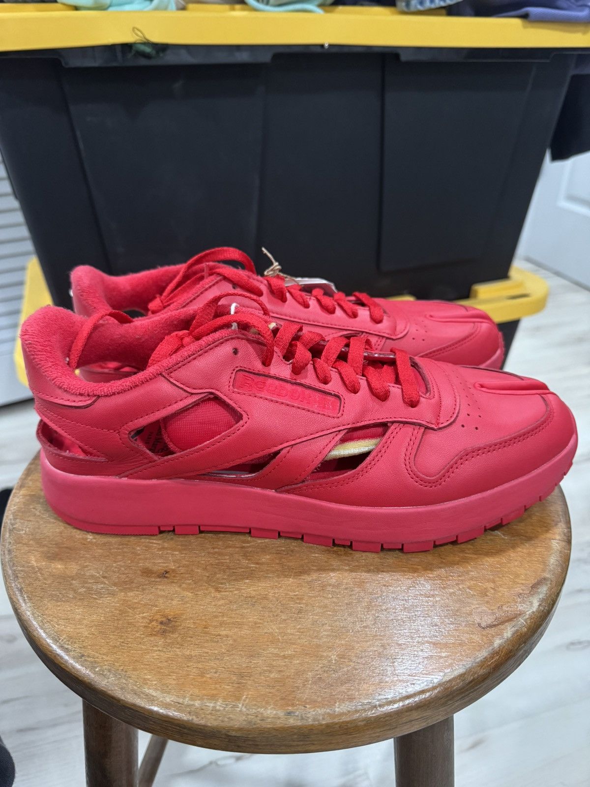 Maison Margiela × Reebok Reebok X Margiela Classic Leather Tabi Low (Red) Size US 11.5 / EU 44-45 - 2 Thumbnail