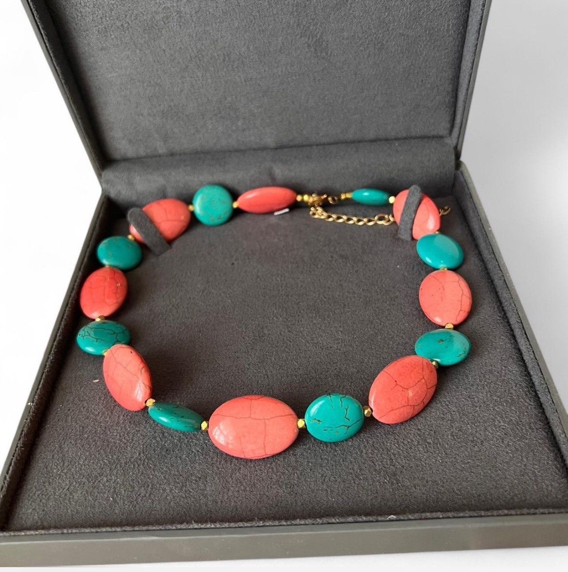 Vintage Vintage OldMoney Turquoise, Coral and Gold Plated Necklace Size ONE SIZE - 1 Thumbnail