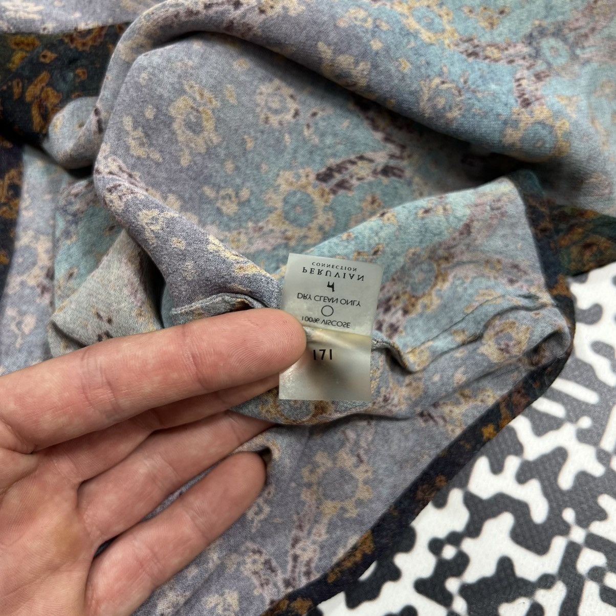 Vintage Vintage Y2K Peruvian Connection Viscose Abstract Retro Shirt Size XL / US 12-14 / IT 48-50 - 21 Thumbnail