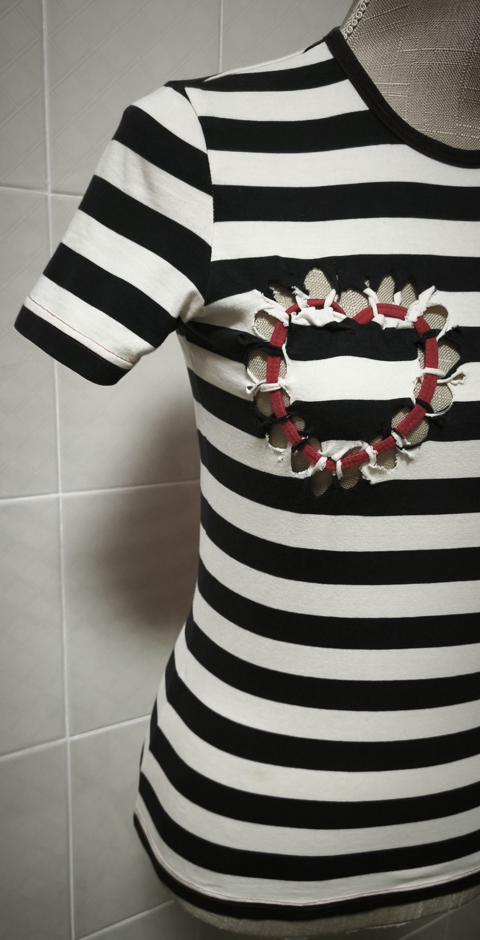 Jean Paul Gaultier Two red cord hearts top - Do you think I'm sexy? Size S / US 4 / IT 40 - 4 Thumbnail