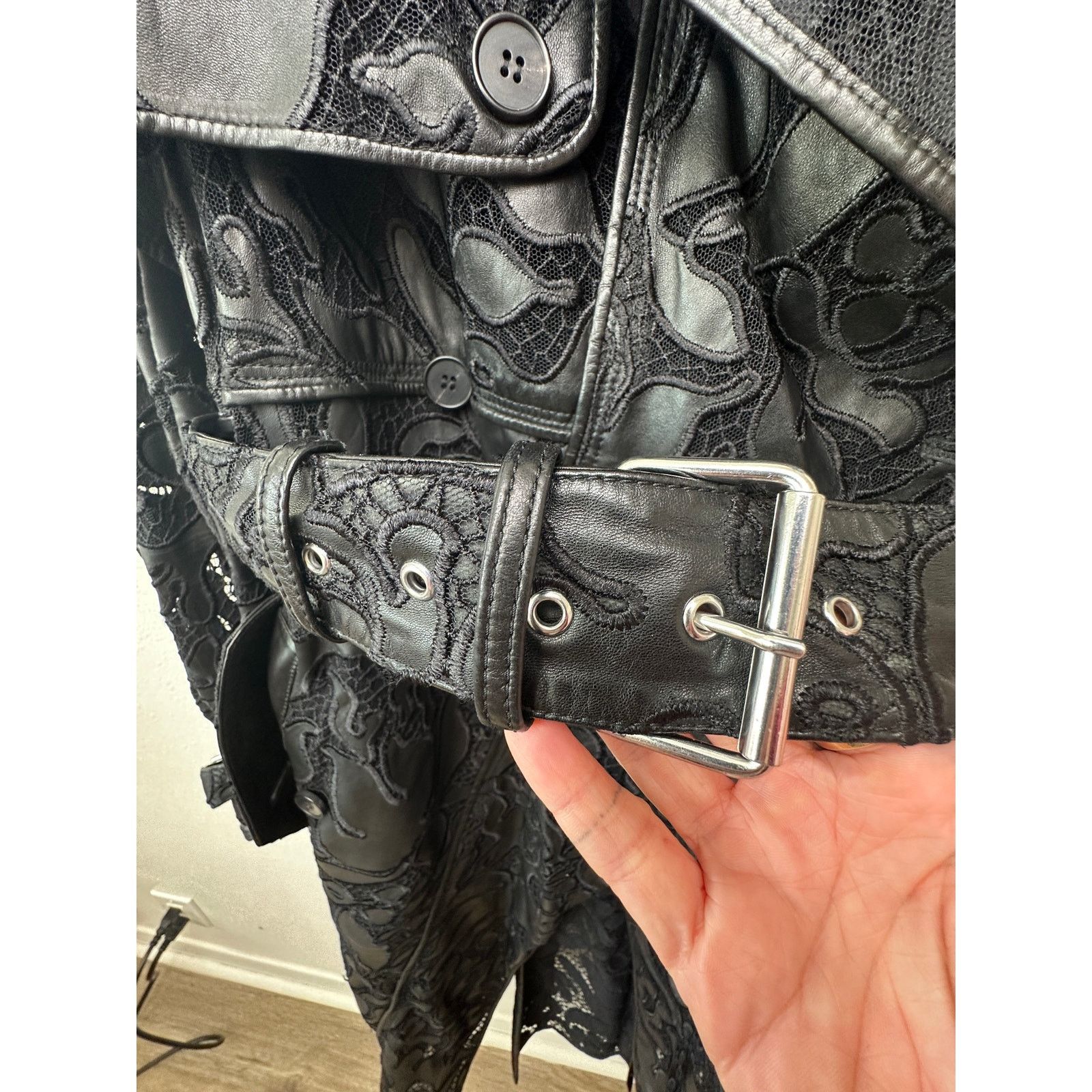 Alexander McQueen Alexander McQueen Black Leather Lace Belted Trench Coat 14 Size XL / US 12-14 / IT 48-50 - 10 Thumbnail