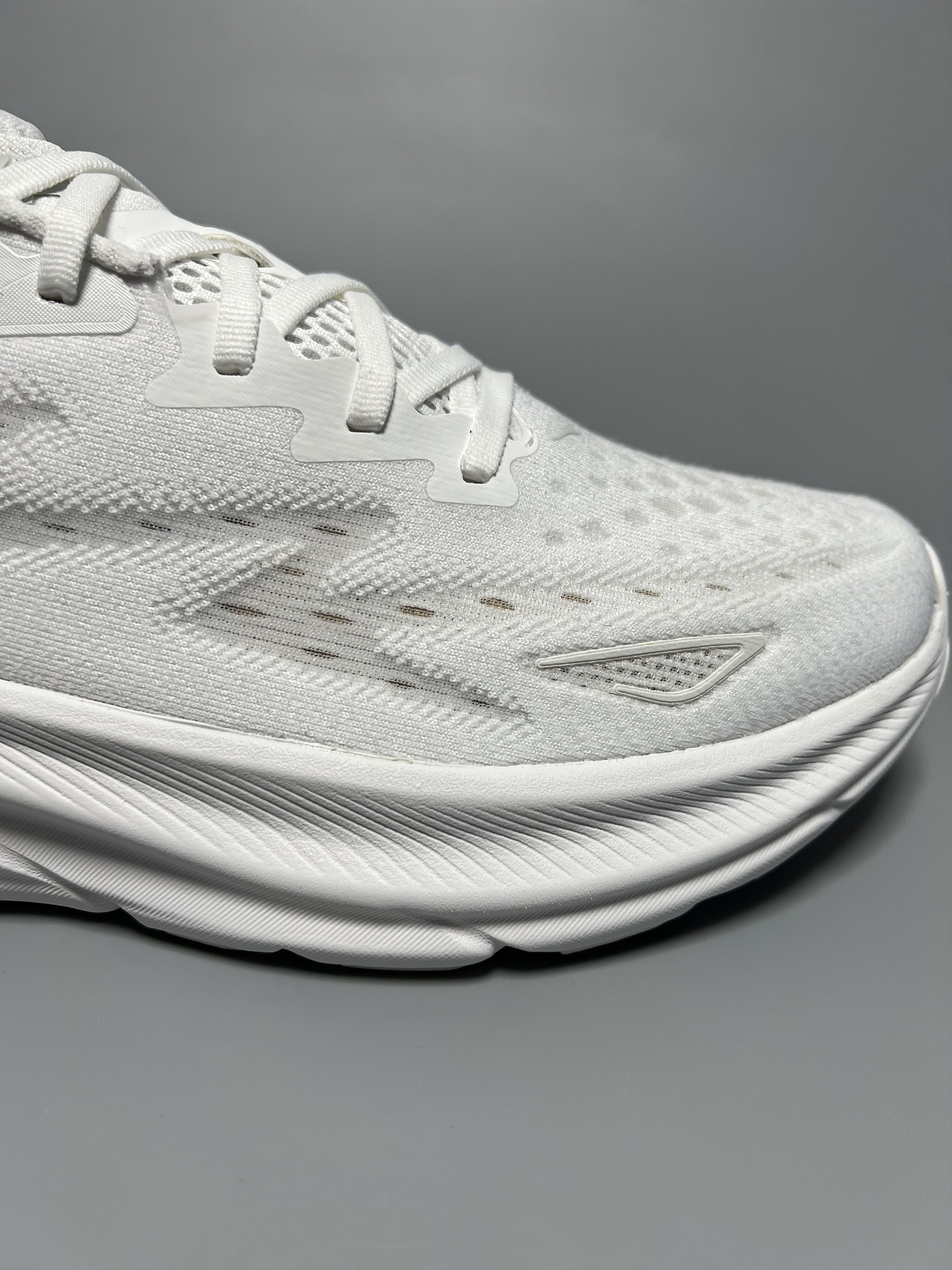 Hoka 10B Hoka One One Clifton 9 Running Shoes Walking Gym Size US 10 / IT 40 - 13 Thumbnail
