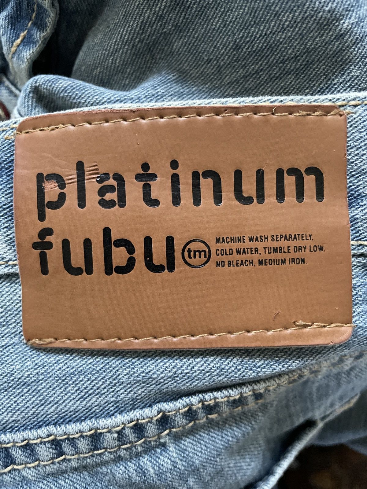 Fubu × Southpole Crazy FUBU Platinum Y2K Wide Leg Baggy Jorts Denim Shorts 40 Size US 40 / EU 56 - 10 Thumbnail