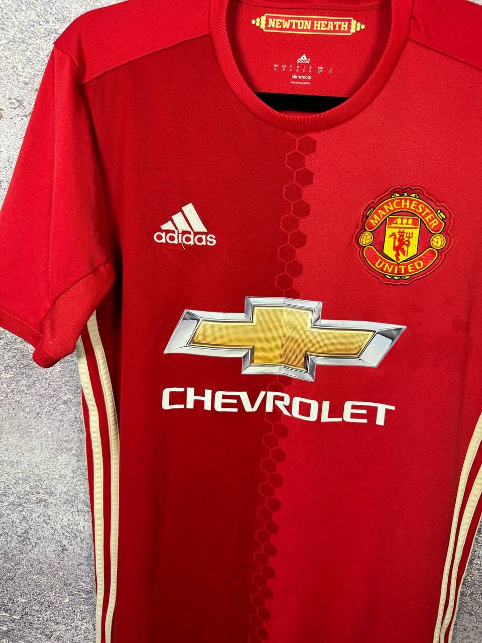 Adidas Vintage Manchester United 2016/17 Adidas Soccer Jersey Size US S / EU 44-46 / 1 - 3 Thumbnail