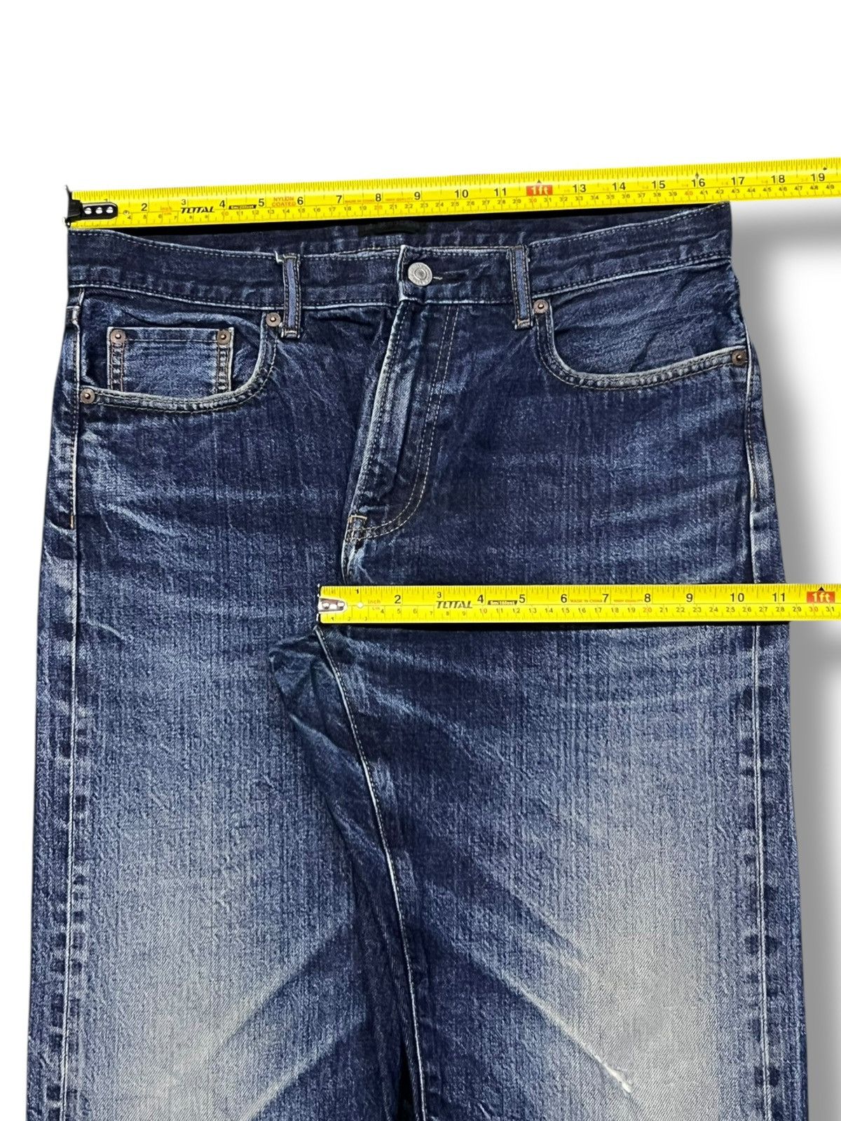 Uniqlo Vintage Uniqlo Selvedge Denim Japan - Faded Wash, Distressed Size US 33 - 15 Thumbnail