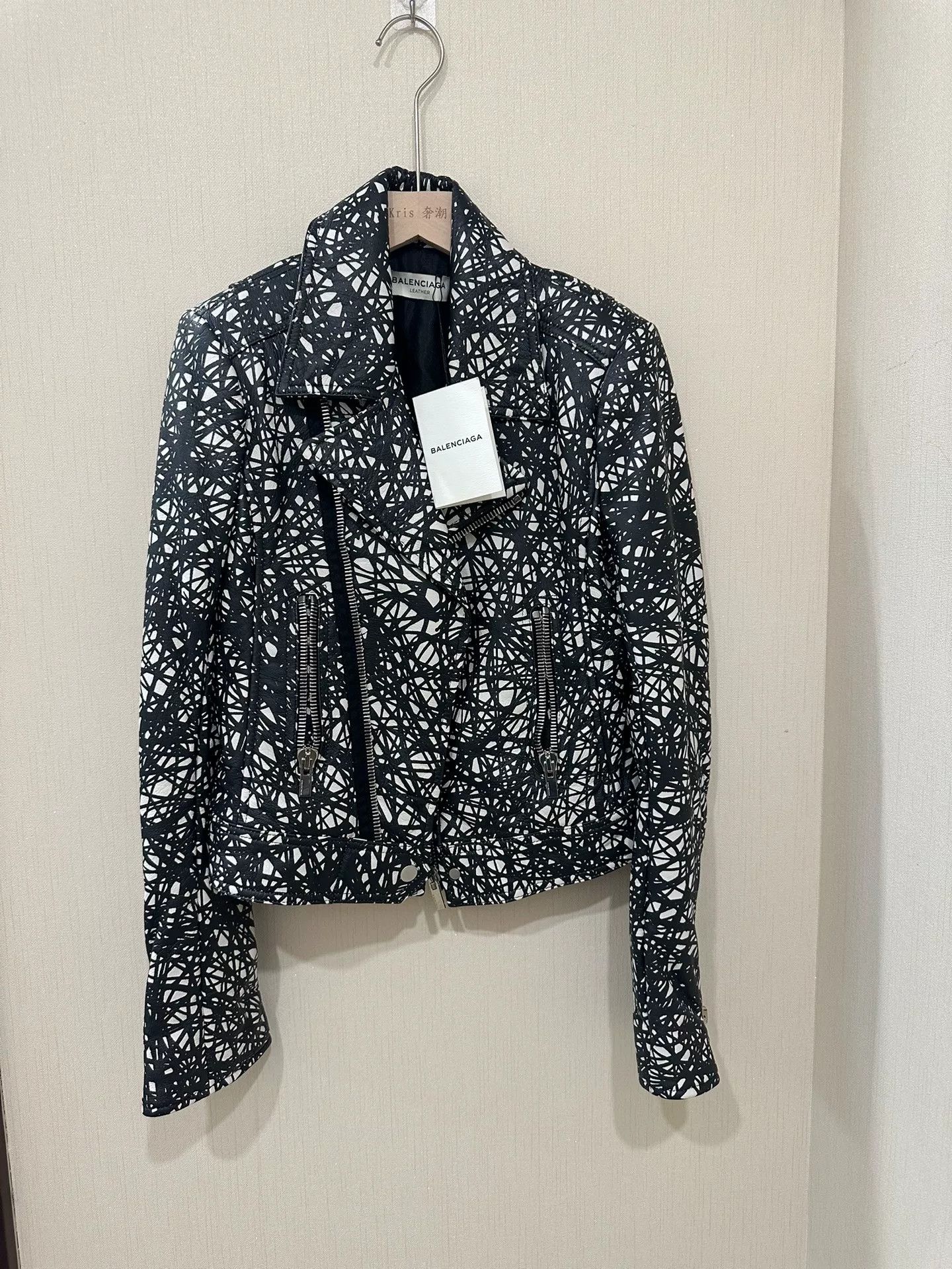 Balenciaga black and white printed leather jacket Size US S / EU 44-46 / 1 - 1 Thumbnail