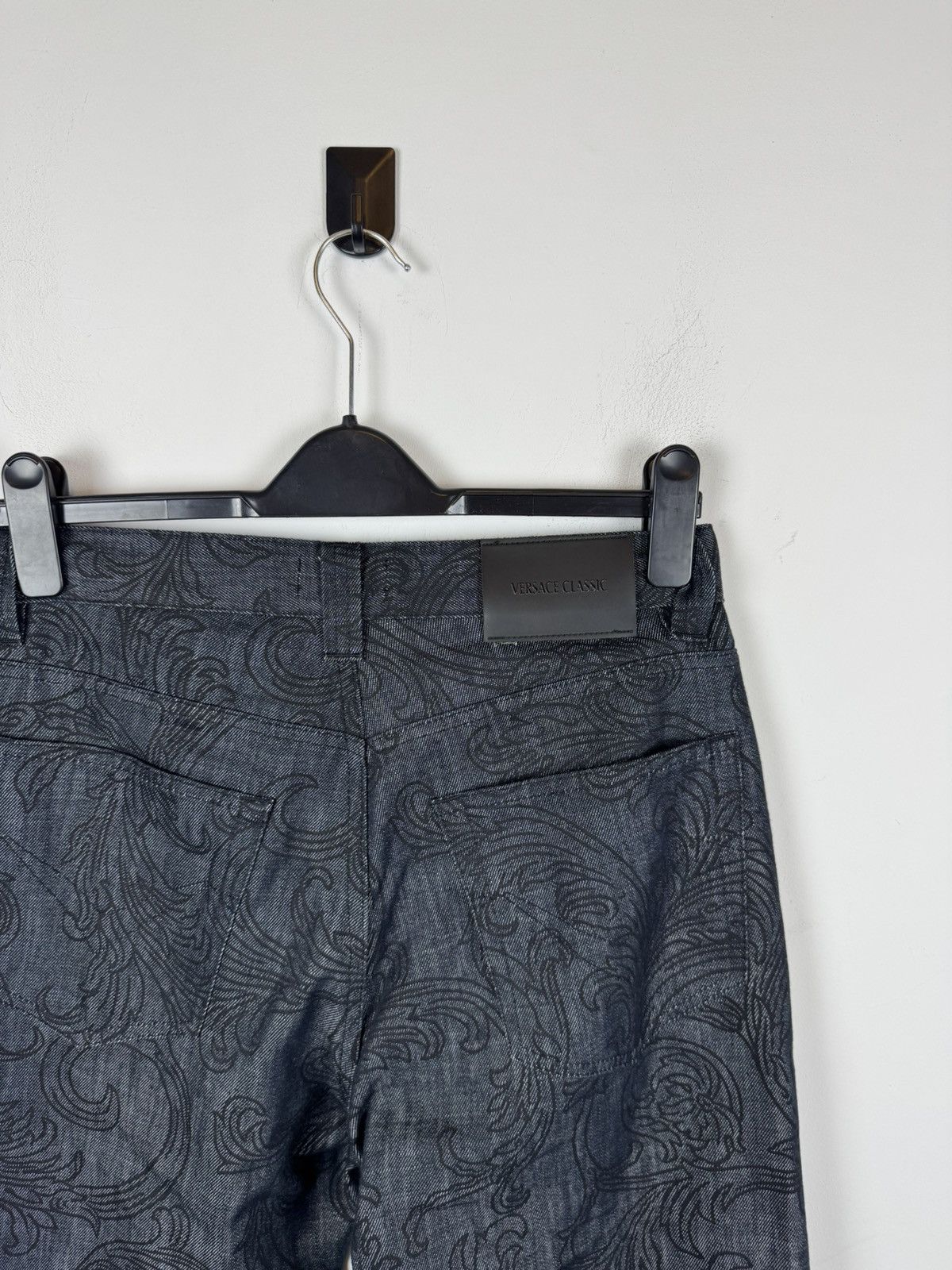 Versace Vintage Versace Classic Baroque Printed Denim Jeans Size US 32 / EU 48 - 1 Thumbnail
