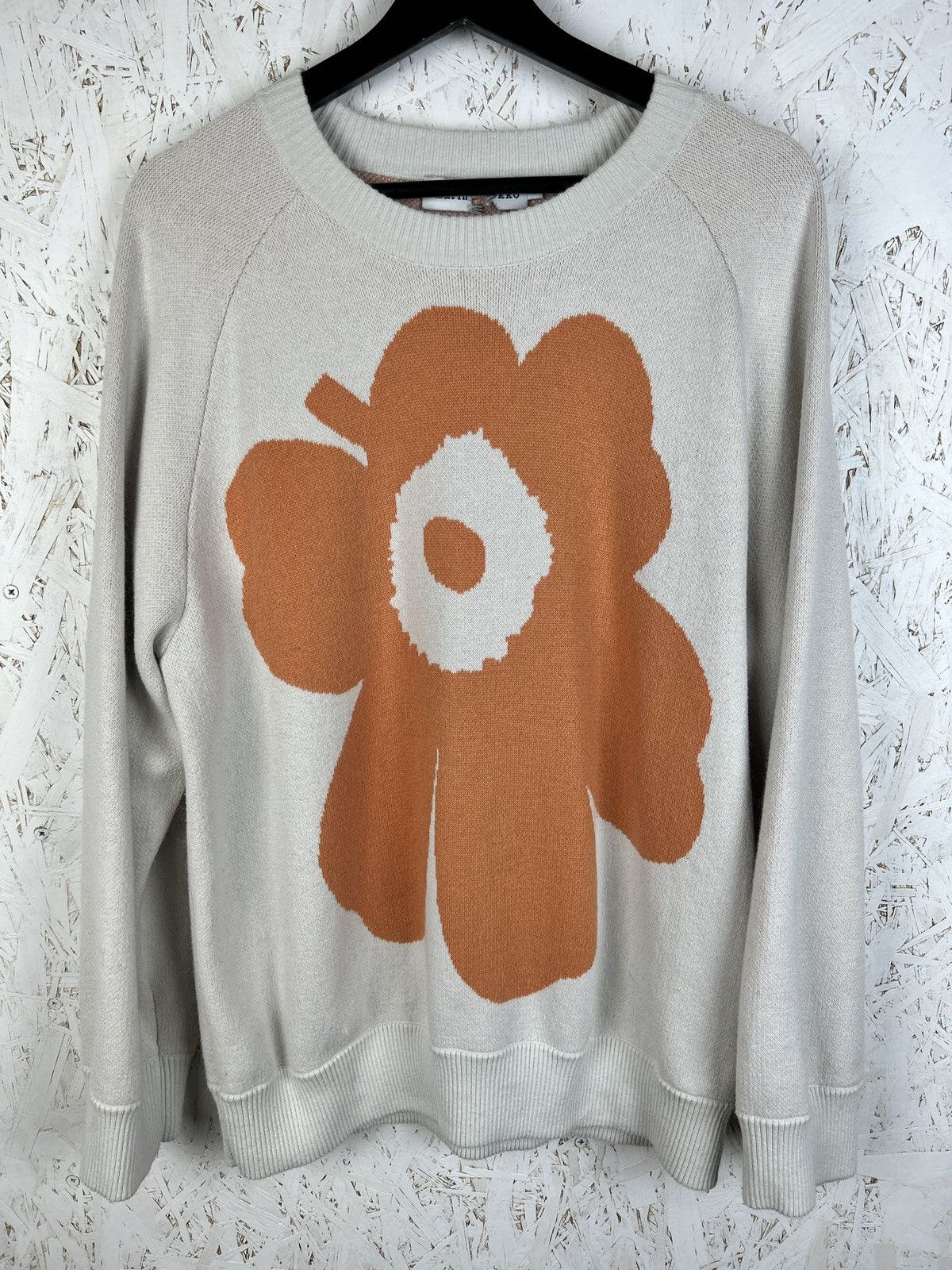 Marimekko Marimekko Unikko Flower Floral Sweater Size M Beige Size US M / EU 48-50 / 2 - 1 Thumbnail