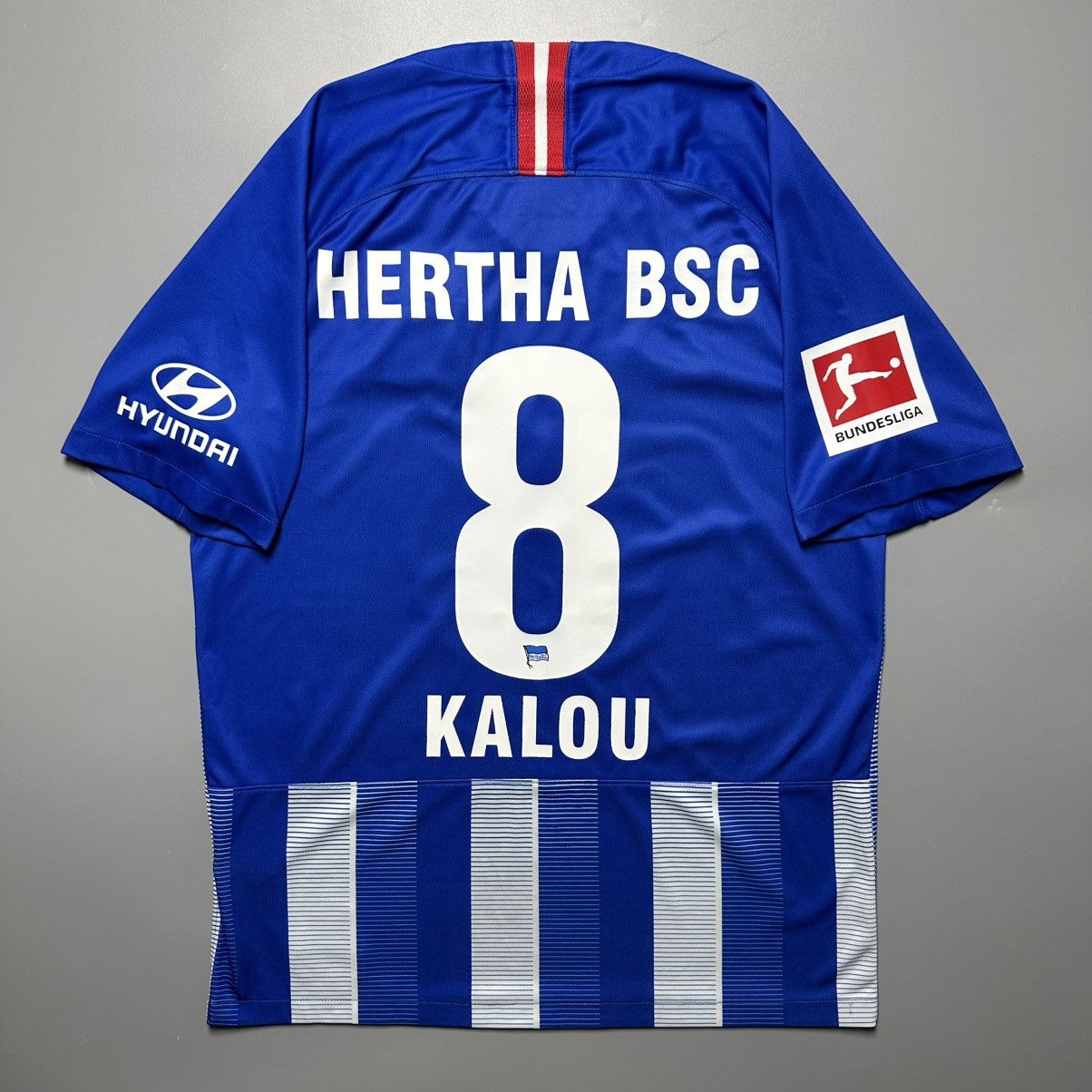 Nike HERTHA BSC NIKE 2017/2019 FOOTBALL HOME JERSEY #8 KALOU Size US M / EU 48-50 / 2 - 1 Thumbnail