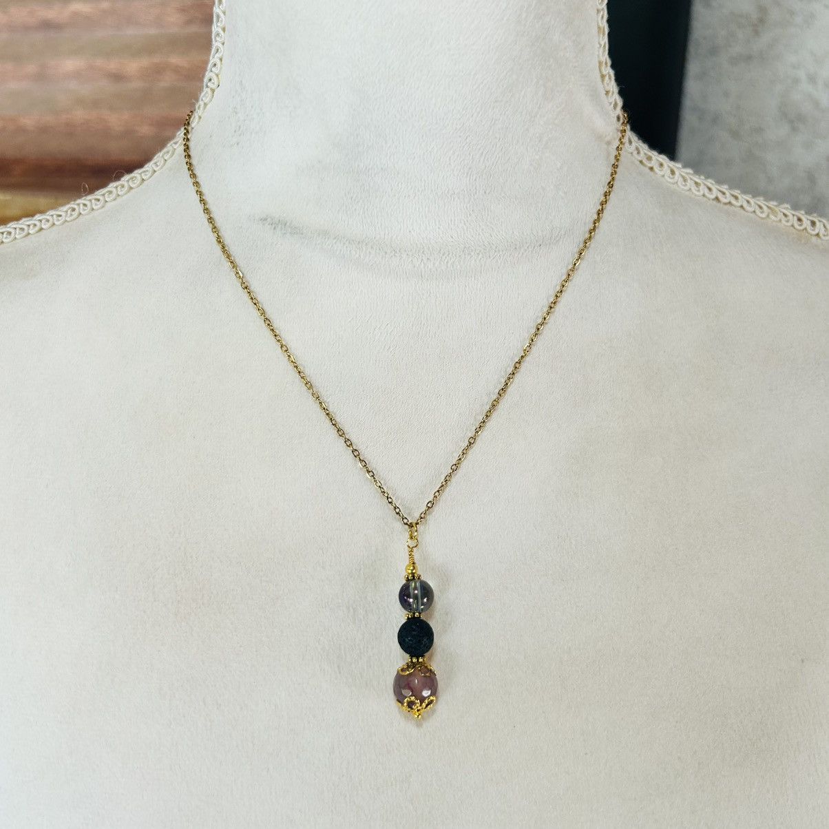 Handmade Handcrafted aura quartz basalt dyed faceted agate necklace Size ONE SIZE - 2 Thumbnail