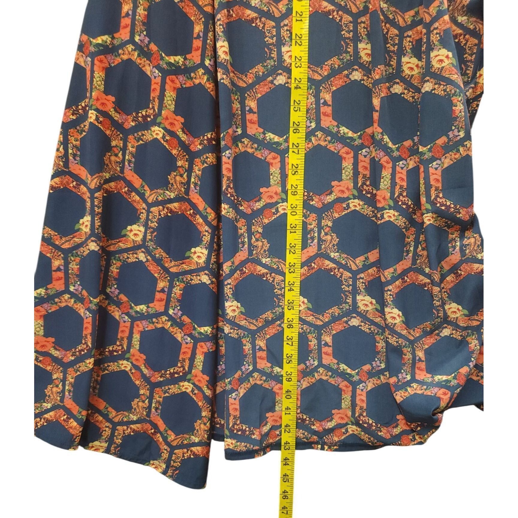 Other Lularoe Joy Split Seam Duster Vest Medium Hexagon Floral Pri Size M / US 6-8 / IT 42-44 - 8 Thumbnail