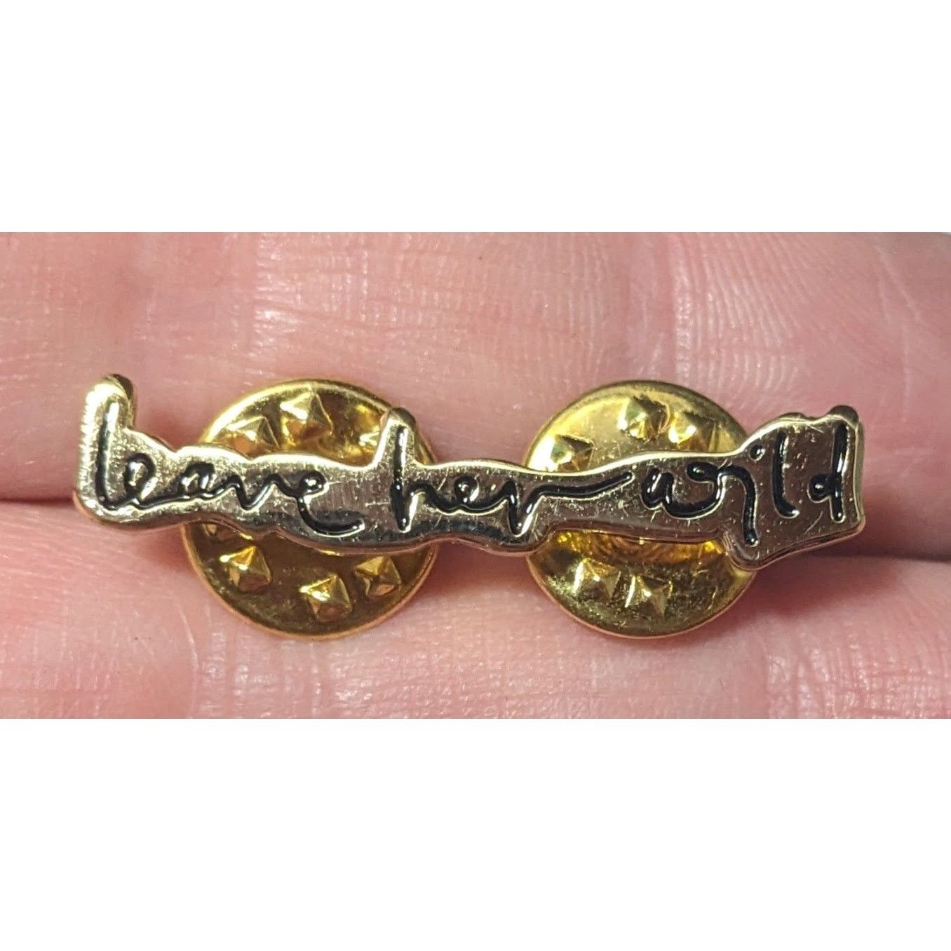 Other Leave Her Wild Inspirational Silver Tone Lapel Pin Size ONE SIZE - 4 Thumbnail