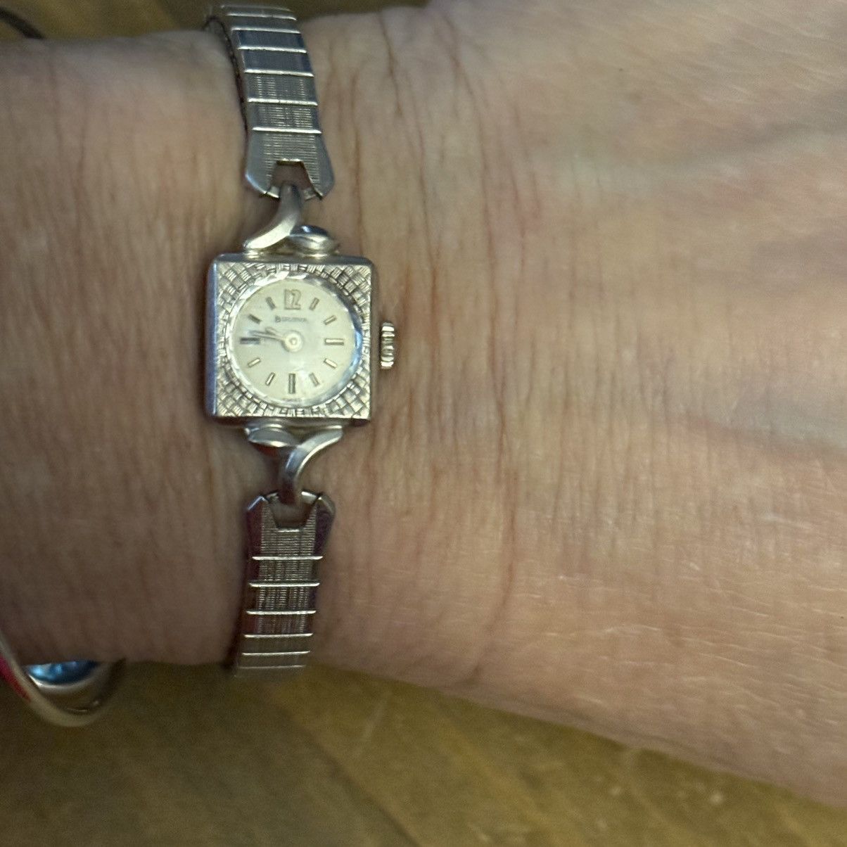 Vintage Vintage Boluva 10K rolled plated mechanical watch Size ONE SIZE - 3 Thumbnail