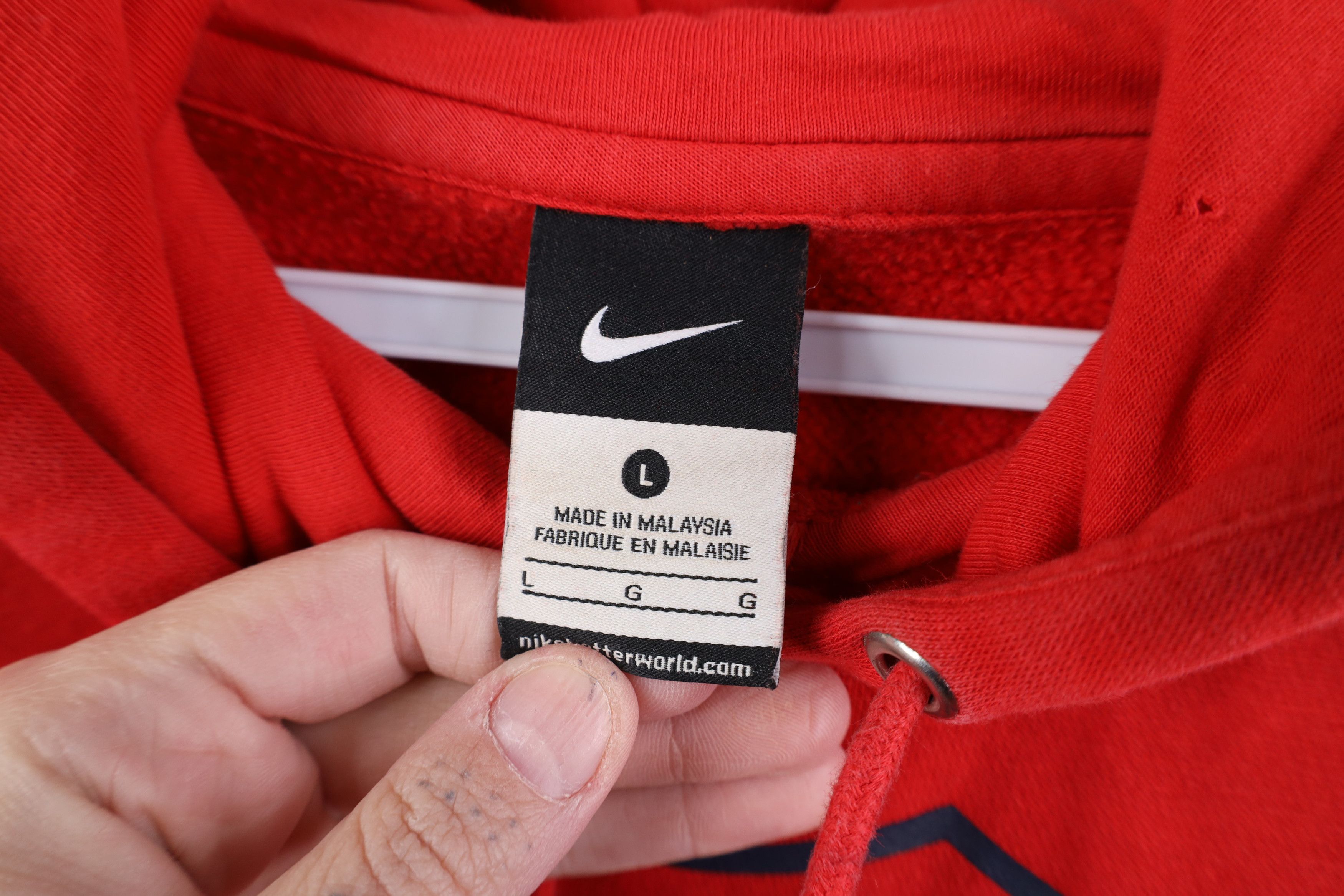 Nike Vintage Y2K Nike Crest FC Barcelona Soccer Football Hoodie Size US L / EU 52-54 / 3 - 10 Thumbnail