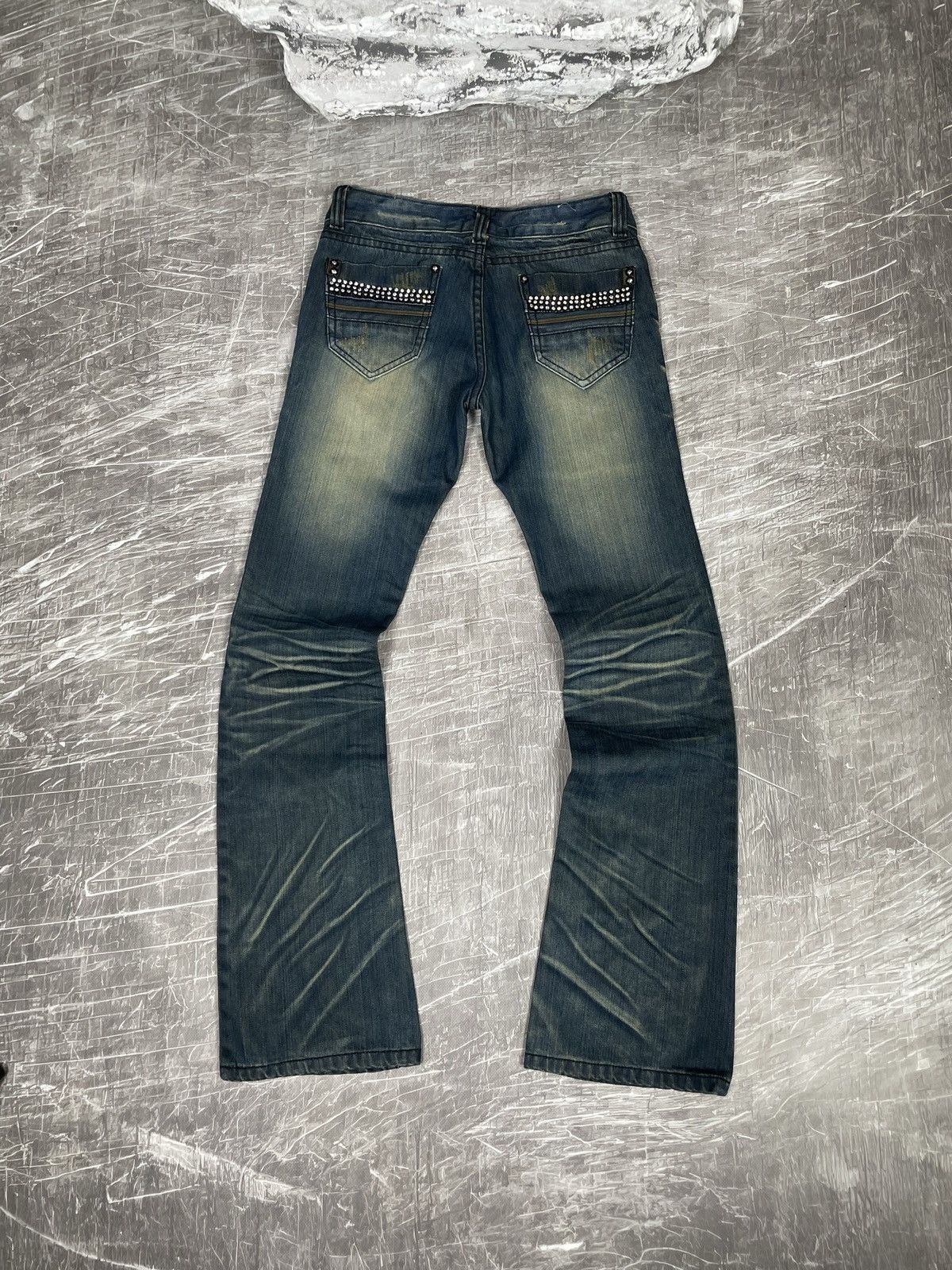 If Six Was Nine × Japanese Brand Vintage Y2K Fade Distressed Rhinestones Bootcut Jeans Size 27" / US 4 / IT 40 - 4 Thumbnail
