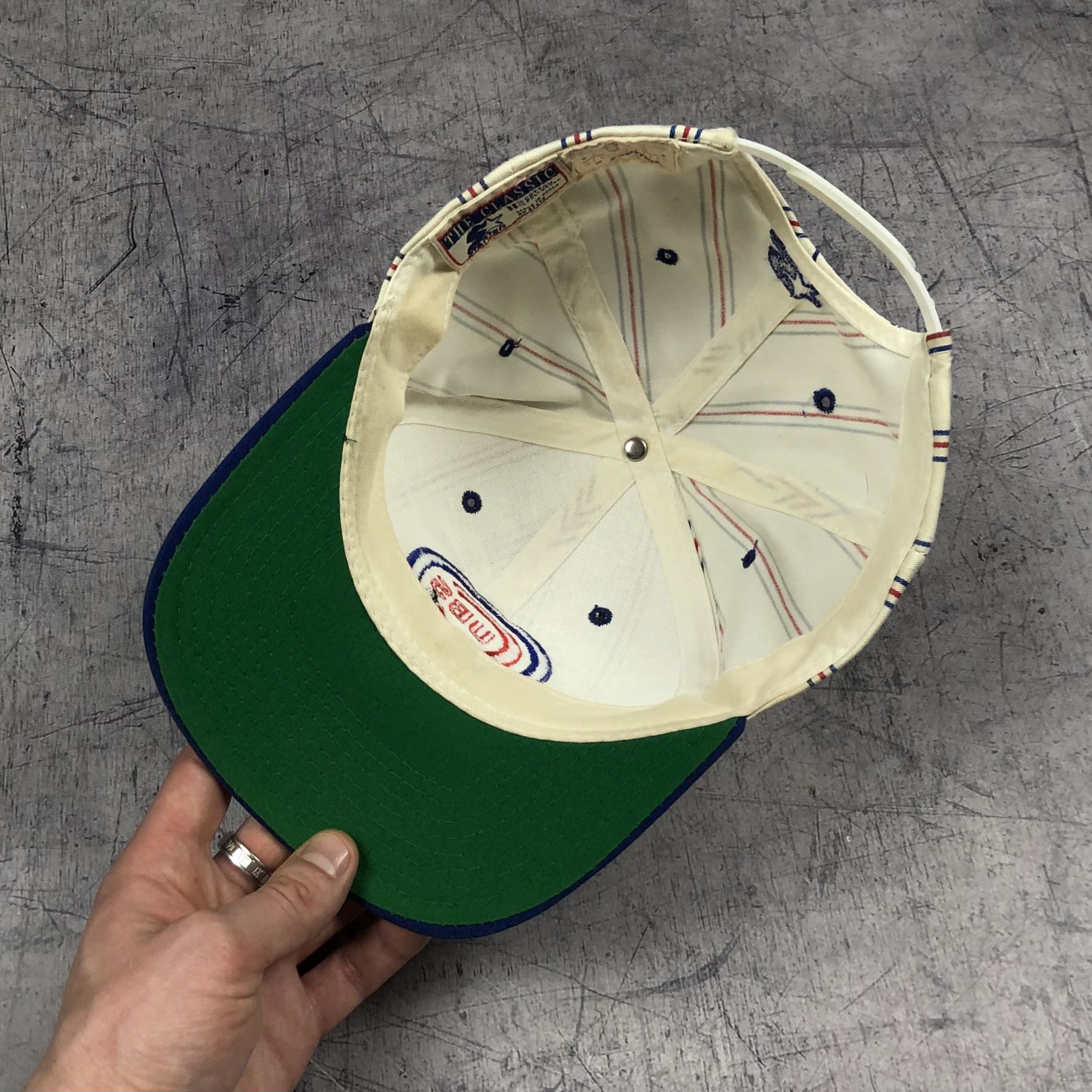 MLB Vintage 90s MLB Chicago Cubs Striped Cap Size ONE SIZE - 7 Thumbnail