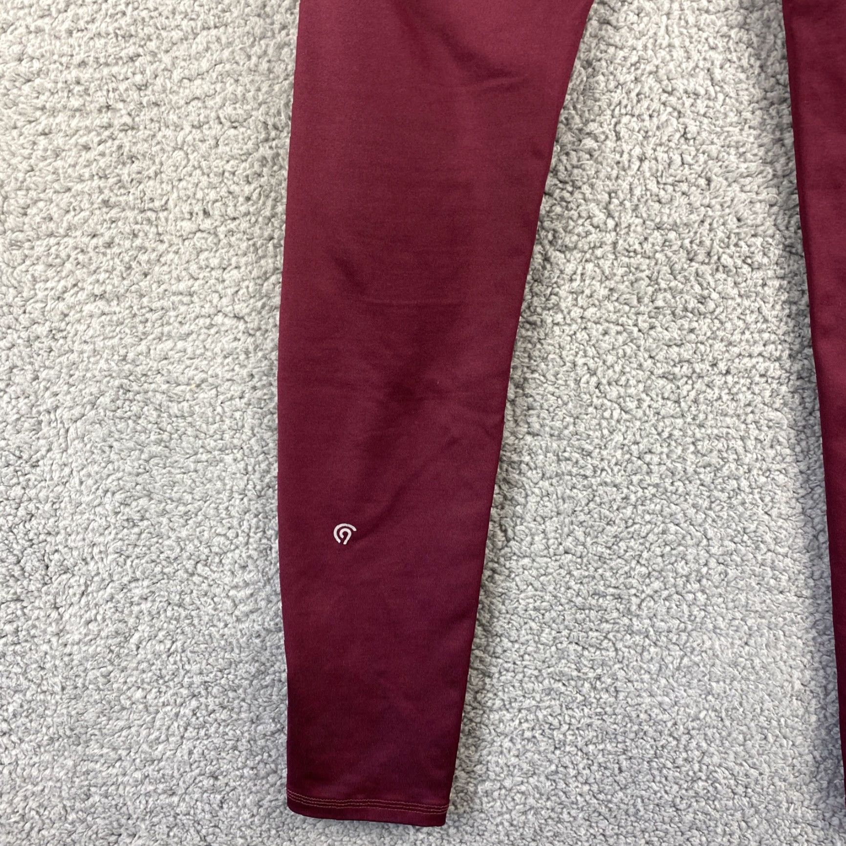Champion CHAMPION DUODRY WORKOUT LEGGINGS WOMEN'S SIZE Small S MAROON / 38-56 Size 28" / US 6 / IT 42 - 7 Thumbnail