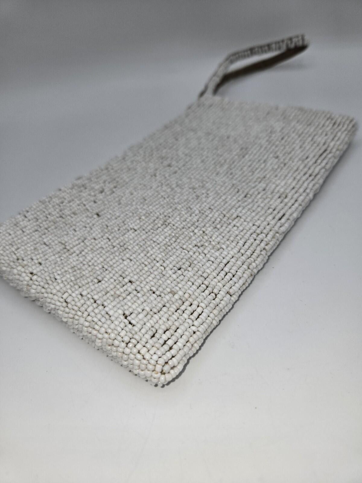 Handmade Vintage White Beaded Wristlet Clutch Mother of Pearl Size ONE SIZE - 3 Thumbnail