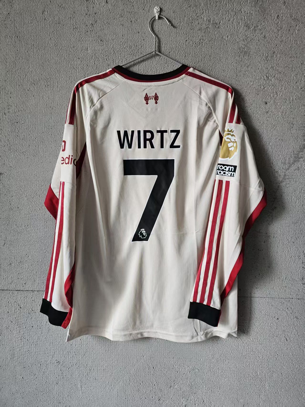 Other 2025 26 Liverpool #7 Florian Wirtz Jersey Longsleeve Away Size US S / EU 44-46 / 1 - 1 Thumbnail