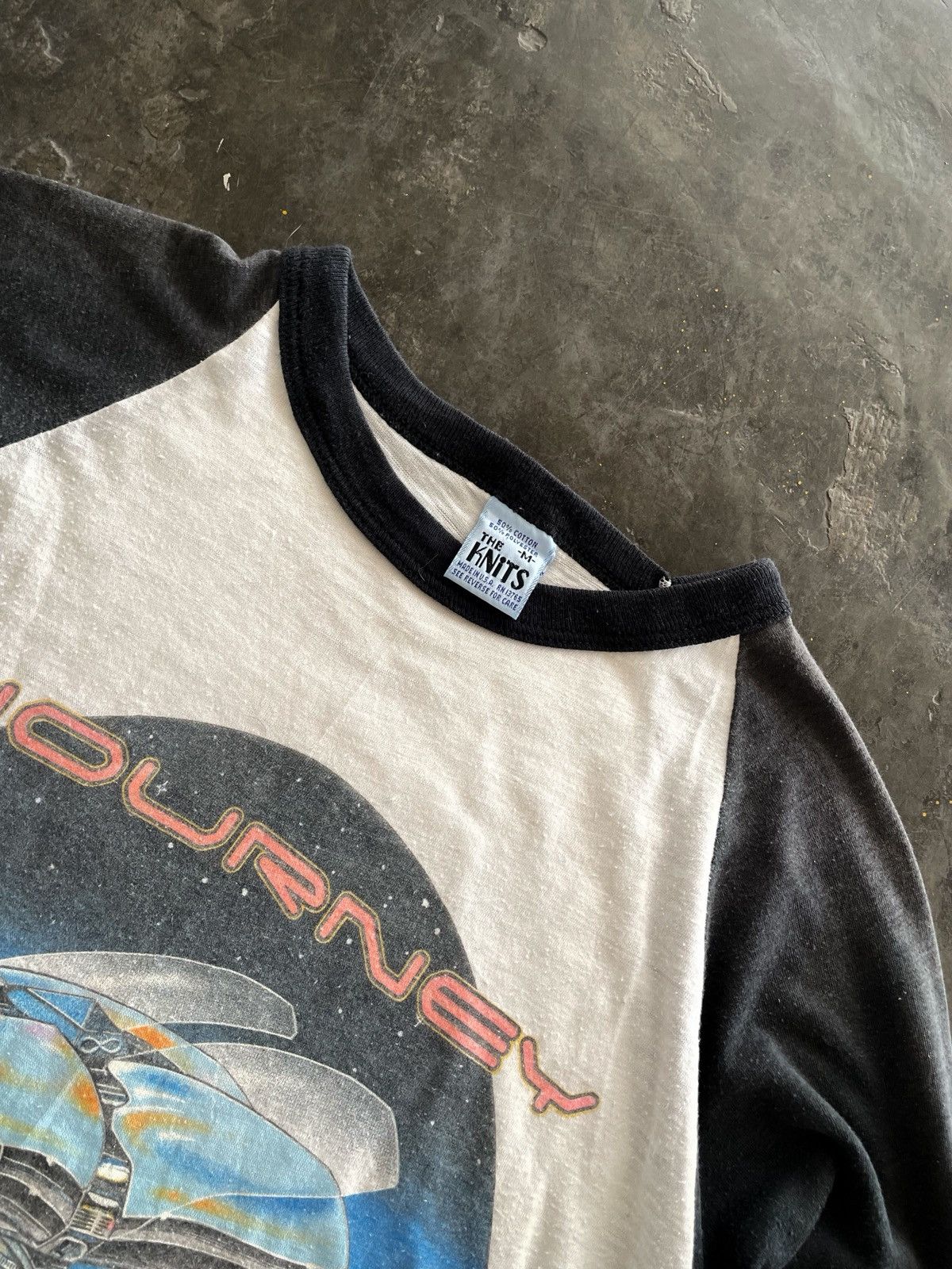 Band Tees Vintage 80s Journey Escape Tour 1982 Raglan Longsleeve Tee Size US M / EU 48-50 / 2 - 14 Thumbnail