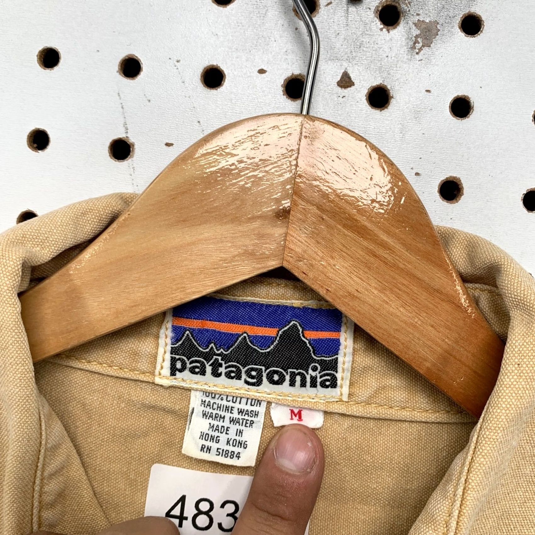 Patagonia VINTAGE Patagonia Button Shirt Mens M Beige Cotton Canvas USA Size US M / EU 48-50 / 2 - 3 Thumbnail