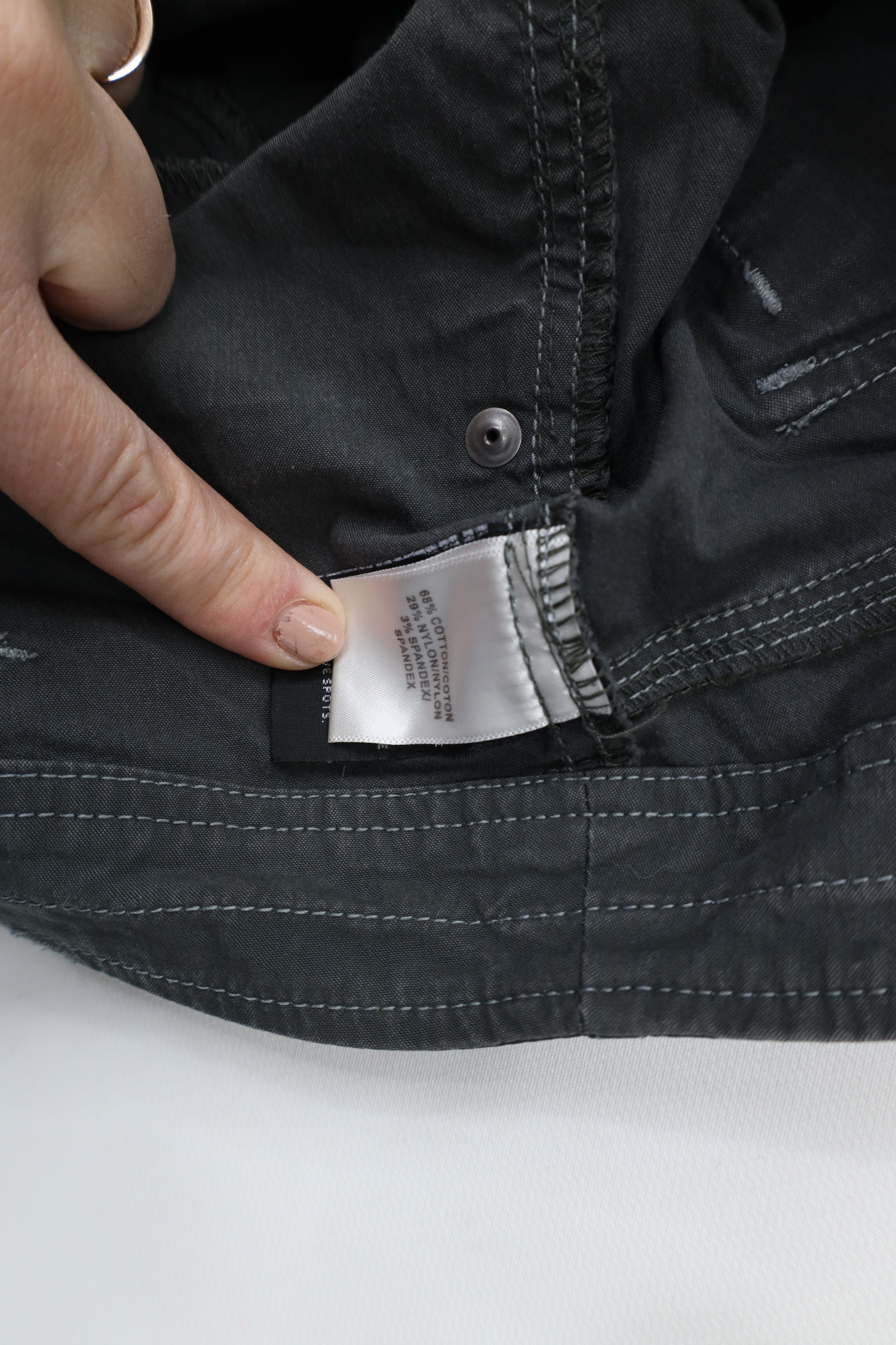 Kuhl × Vintage Kuhl Mountain Vintage Patina Dye Hiking Cargo Shorts Gray Size 32" / US 10 / IT 46 - 7 Thumbnail