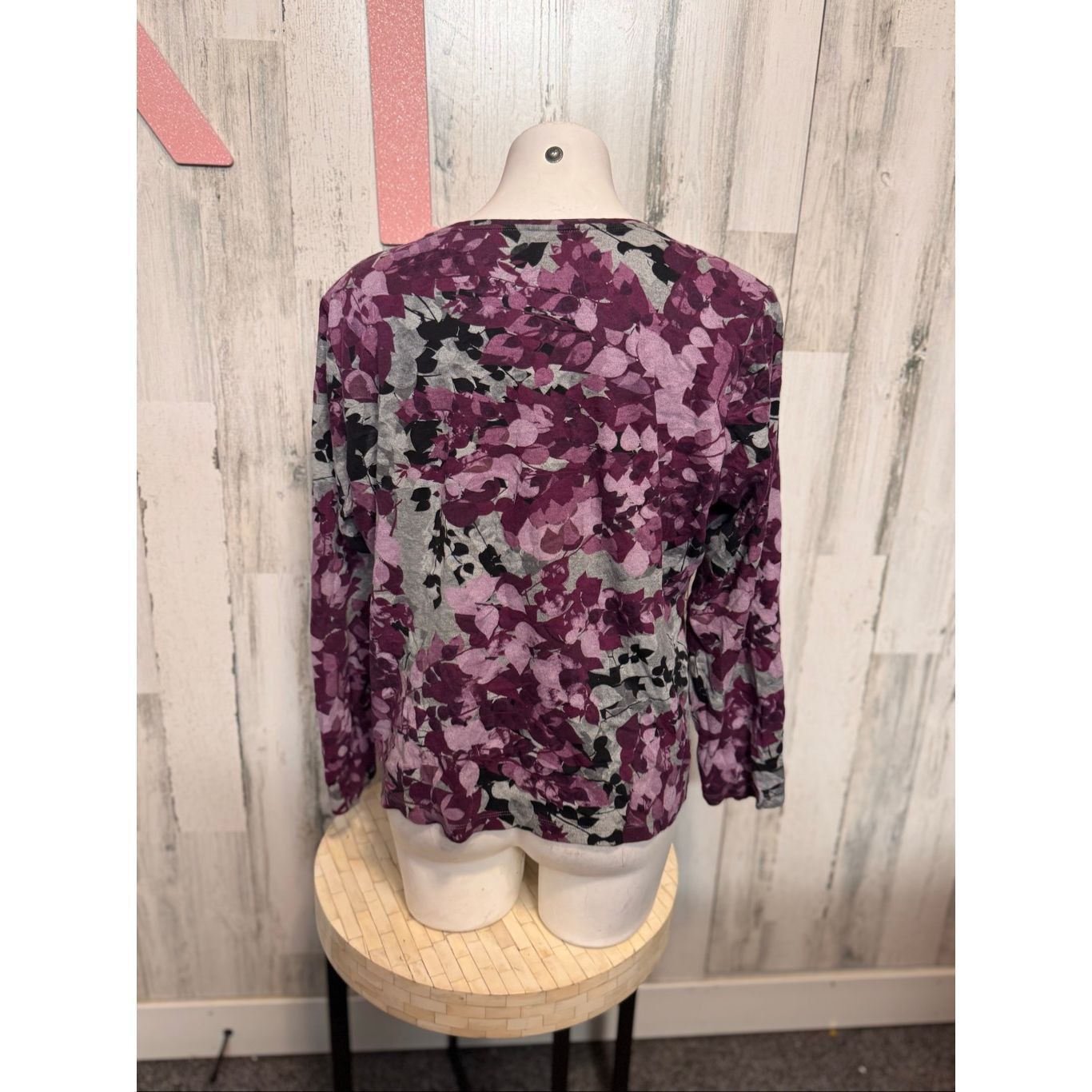 Croft & Barrow Croft & Barrow XL Purple Floral Long Sleeve Top Soft Cotton Size XL / US 12-14 / IT 48-50 - 6 Thumbnail