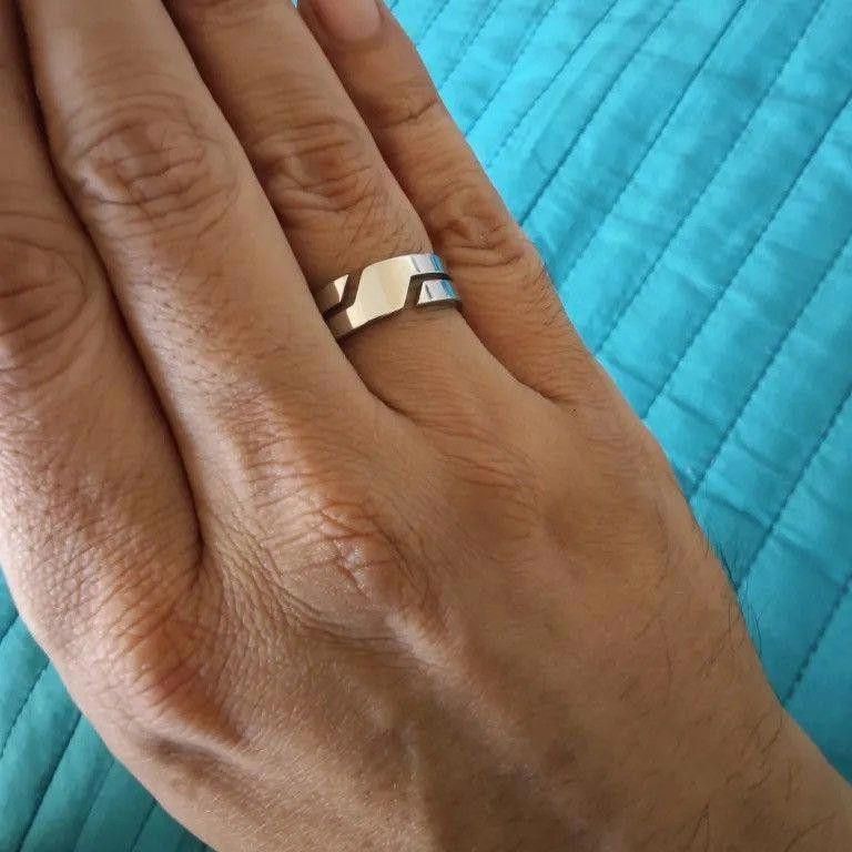 Jewelry Minimalist Stainless Steel Ring Size ONE SIZE - 7 Thumbnail