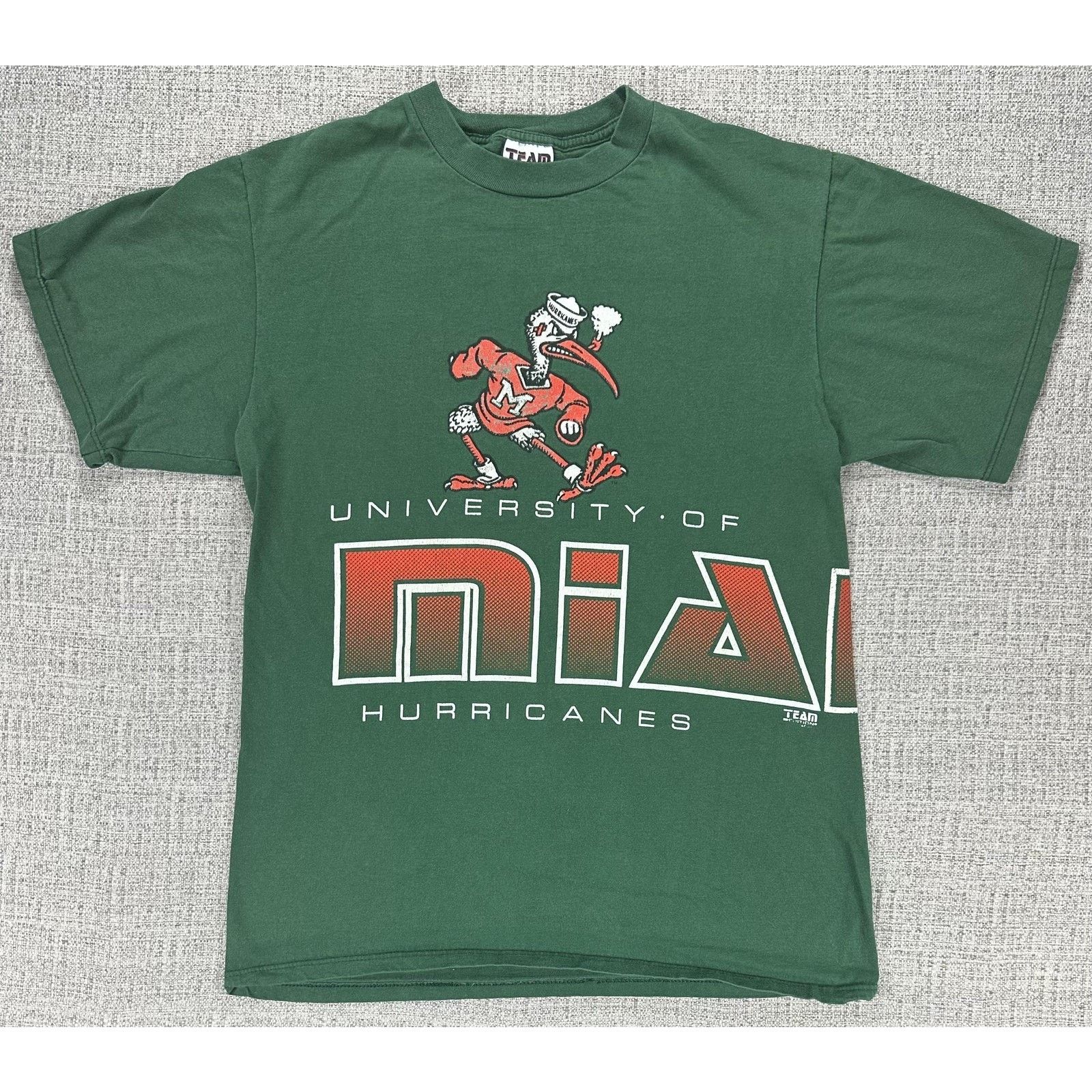 Other Miami Hurricanes Shirt Sz Large Wrap Around Team Edition 90s Size US L / EU 52-54 / 3 - 1 Thumbnail