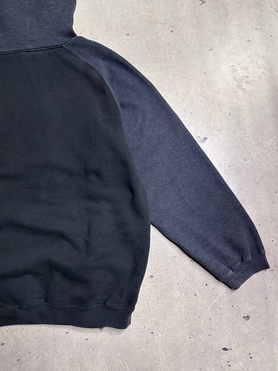 Quiksilver Vintage Quiksilver Hoodie Boardriding Company Black Surf L Size US L / EU 52-54 / 3 - 11 Thumbnail