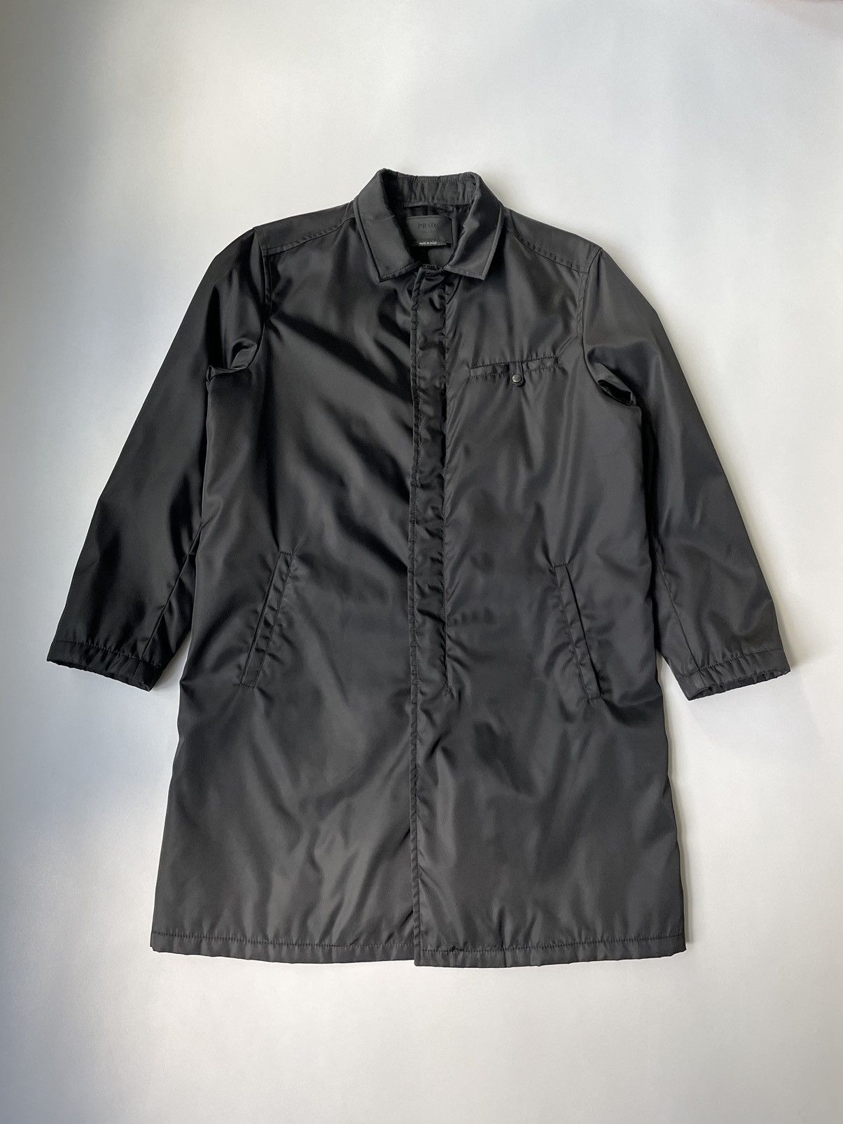 Prada A/W 09 Black Nylon Mac Jacket Size US L / EU 52-54 / 3 - 1 Thumbnail