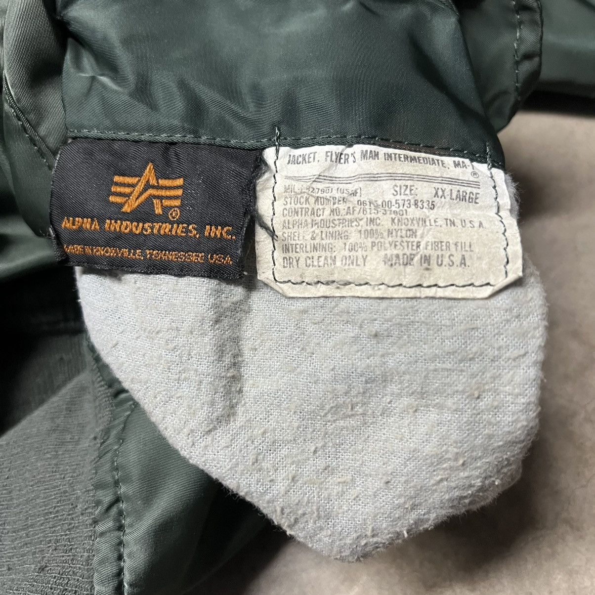 Alpha Industries × Vintage Vintage Alpha Industries 🇺🇸 MA-1 U.S. Military Bomber Jacket Size US XXL / EU 58 / 5 - 7 Thumbnail