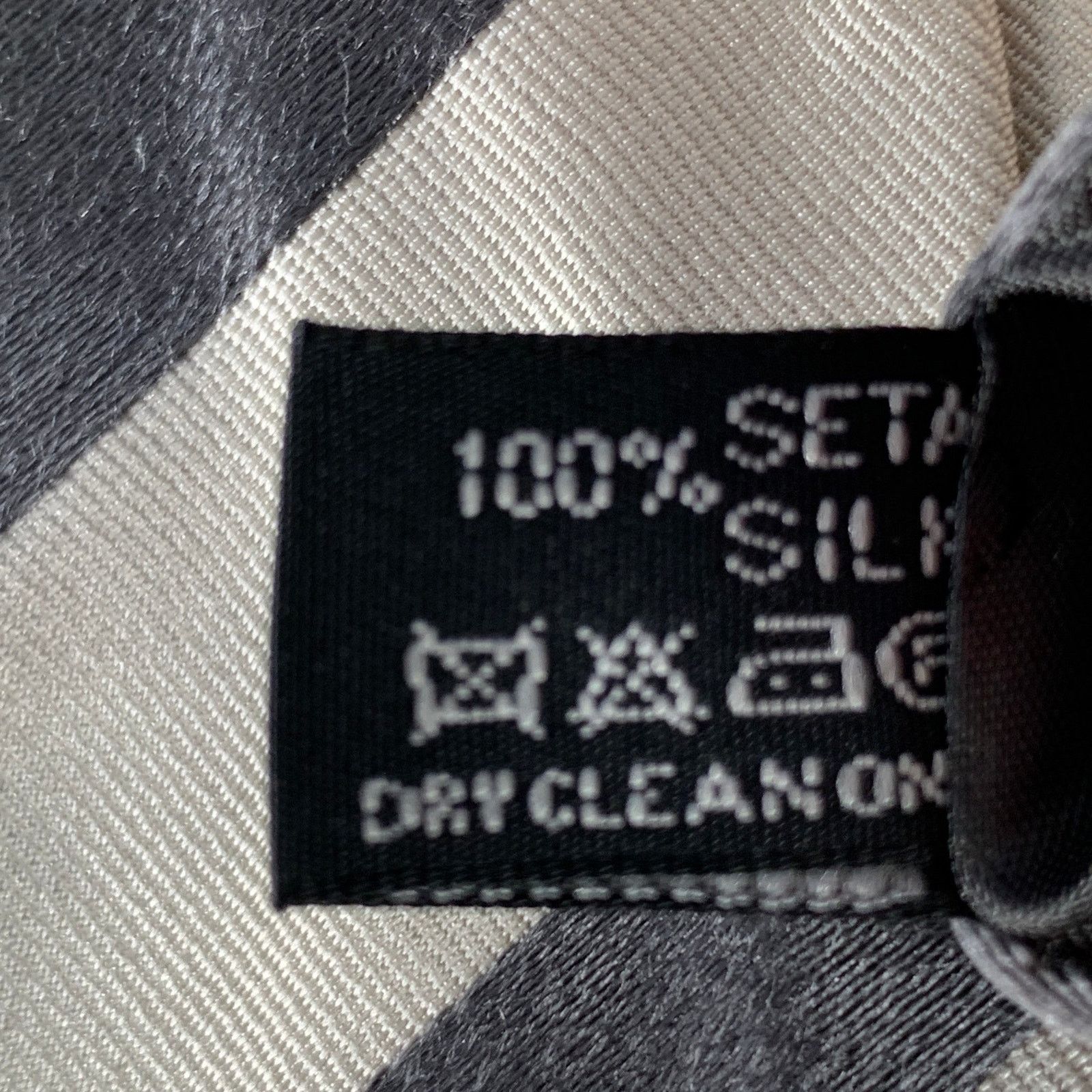 Giorgio Armani GIORGIO ARMANI Cream Diagonal Stripe Silk Twill Tie Size ONE SIZE - 5 Thumbnail