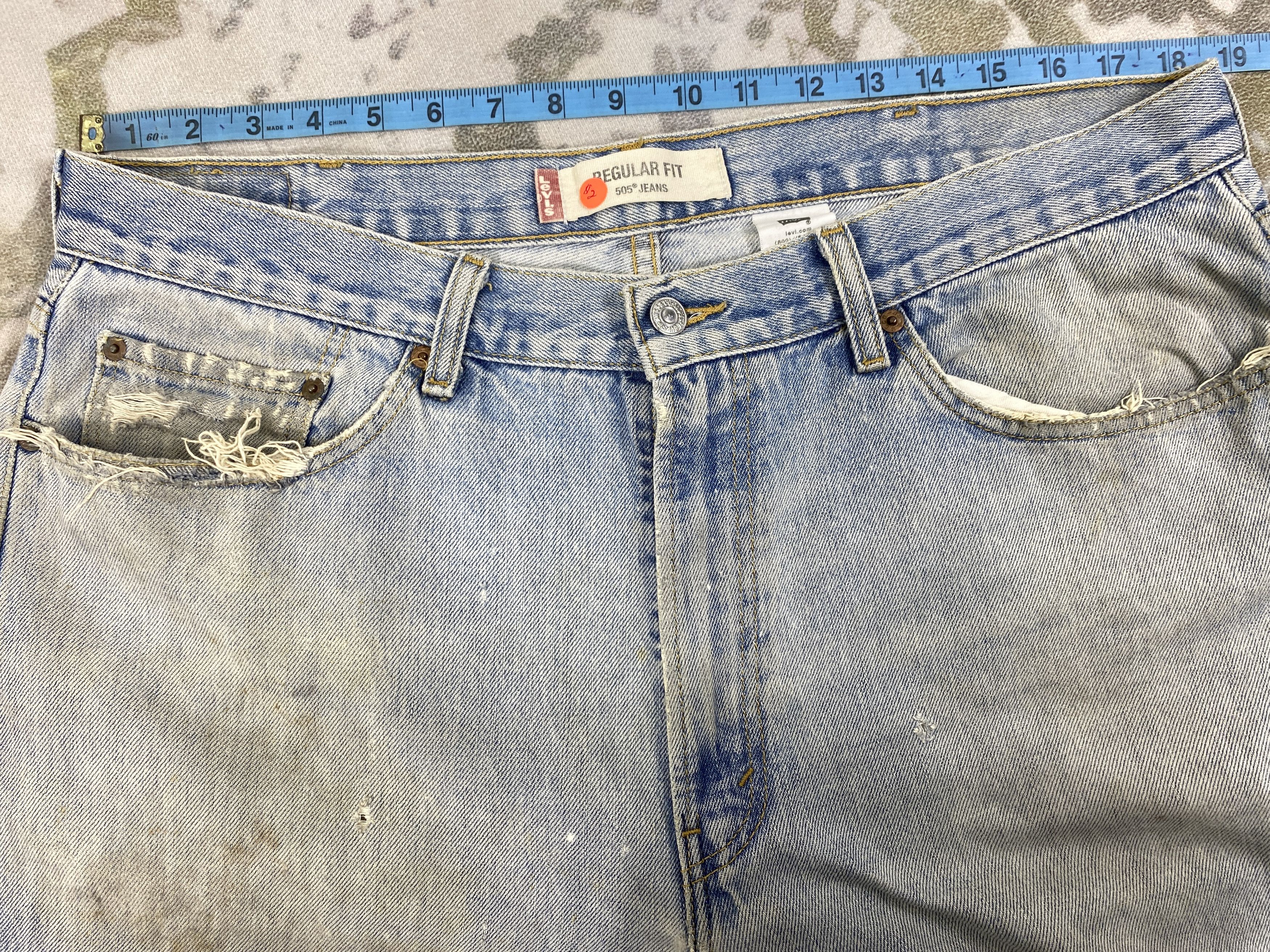 Levi's Light Blue Wash Vintage Levi's 505 37x29.5 Denim -JN1913 Size US 37 - 5 Thumbnail