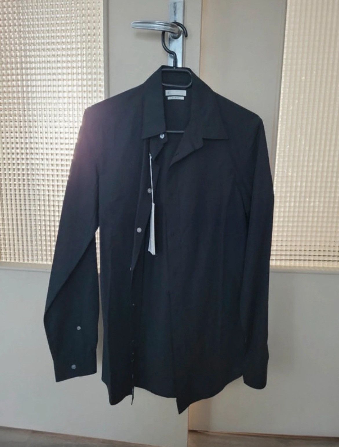 Image of Arket Slim Fit Poplin Shirt in Black, Men's (Size Small)