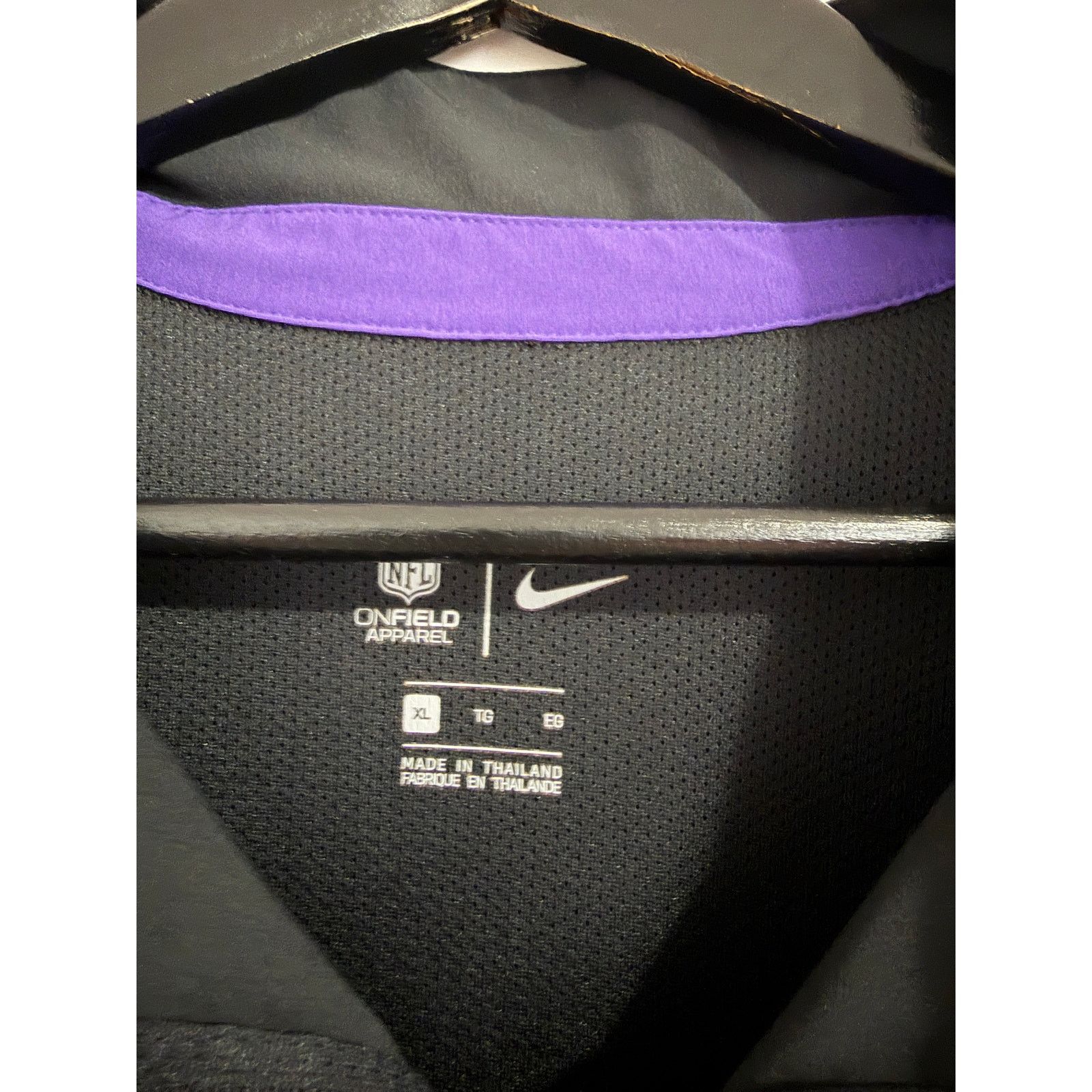 Nike Minnesota Vikings Nike Short-Sleeve Windbreaker Size XL Size US XL / EU 56 / 4 - 5 Thumbnail