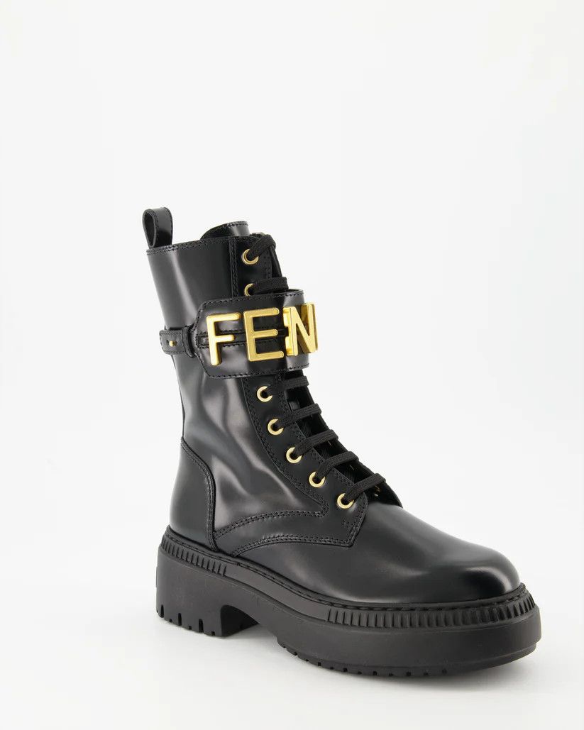 Fendi o1w1db10325 8T8355 Boots in Black Size US 7 / IT 37 - 2 Thumbnail