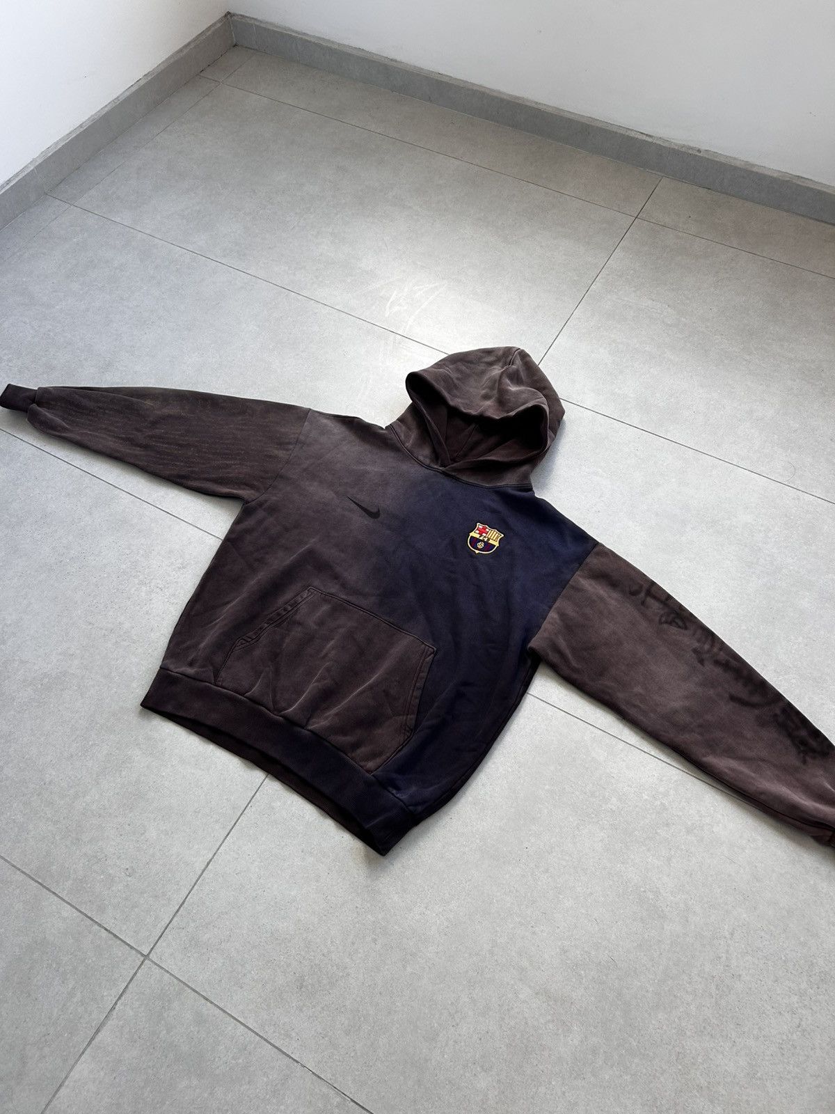 Travis Scott Travis Scott x Barcelona Multi dye hoodie Size US S / EU 44-46 / 1 - 4 Thumbnail