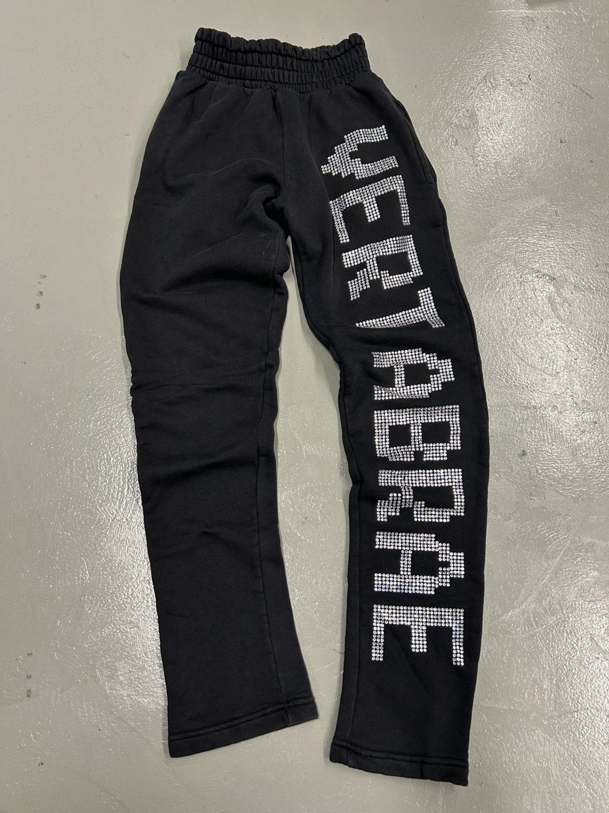 Vertabrae Vertabrae Sweatpants crystal Size US 34 / EU 50 - 1 Thumbnail