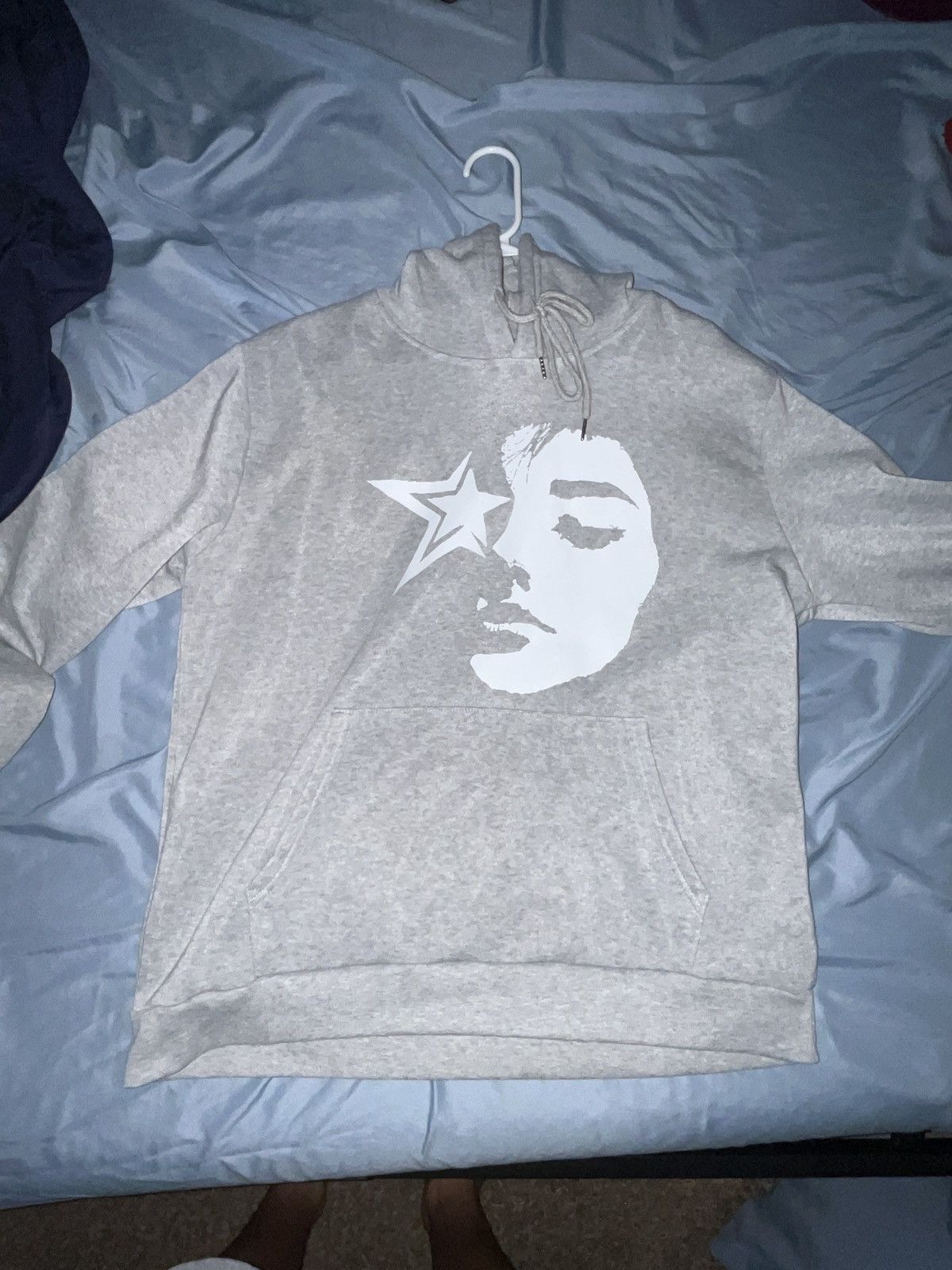Fashion Nova Grey Faced Hoodie Size US M / EU 48-50 / 2 - 3 Thumbnail