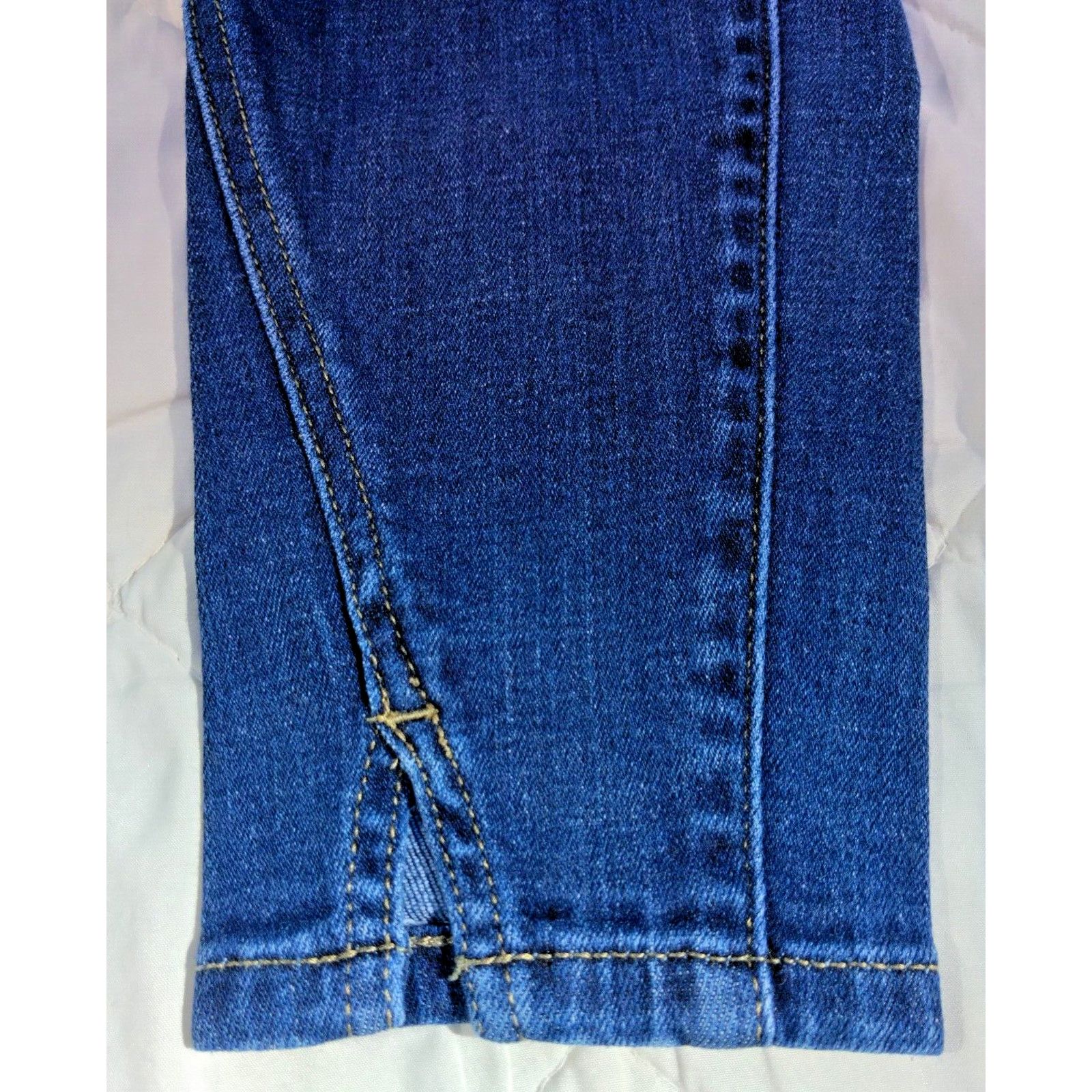 The Unbranded Brand Logo By Lori Goldstein Ladies Jeans Size 2P Medium Stone Size 25" / US 0 / IT 36 - 6 Thumbnail